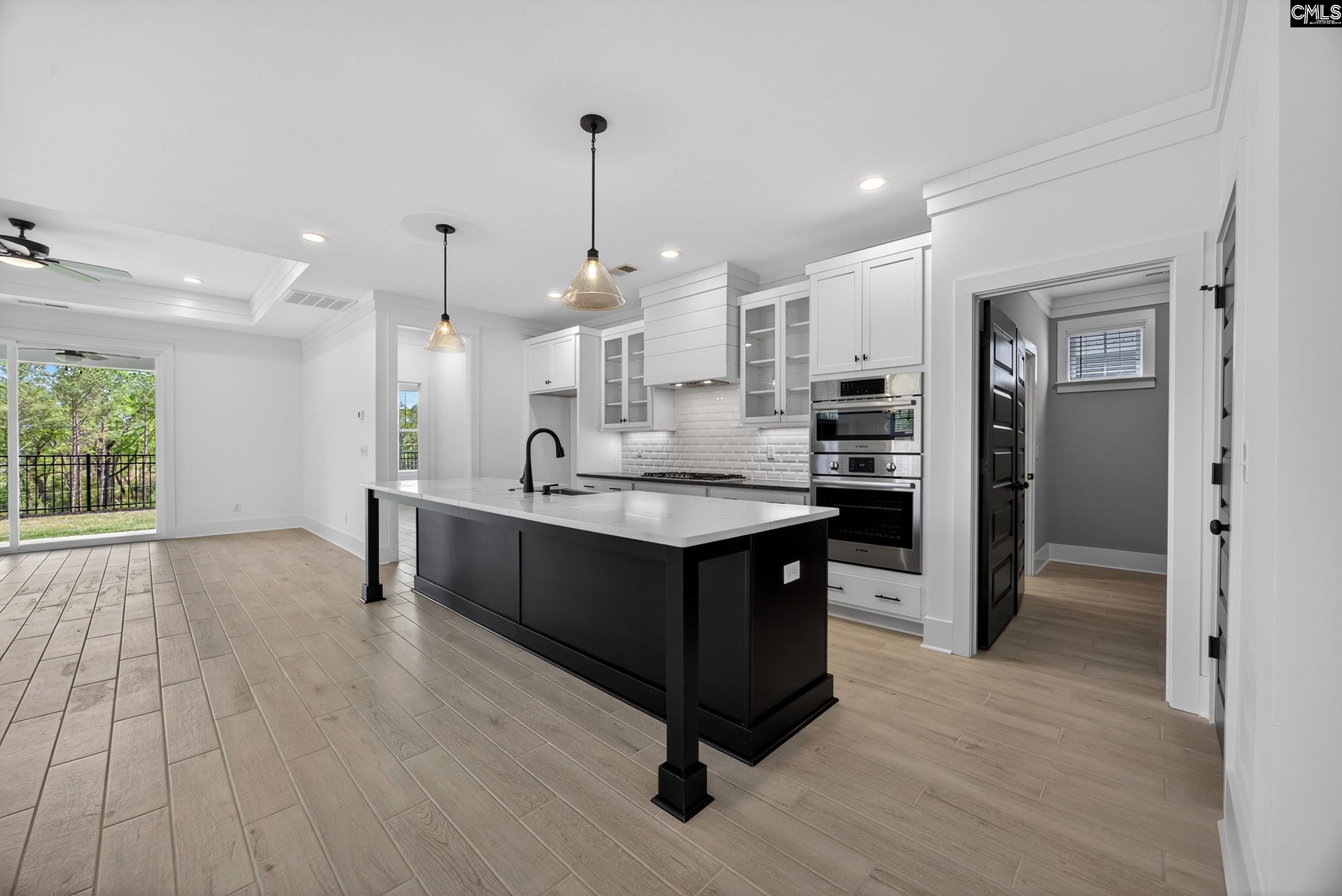 2040 Shallow Bluff Court