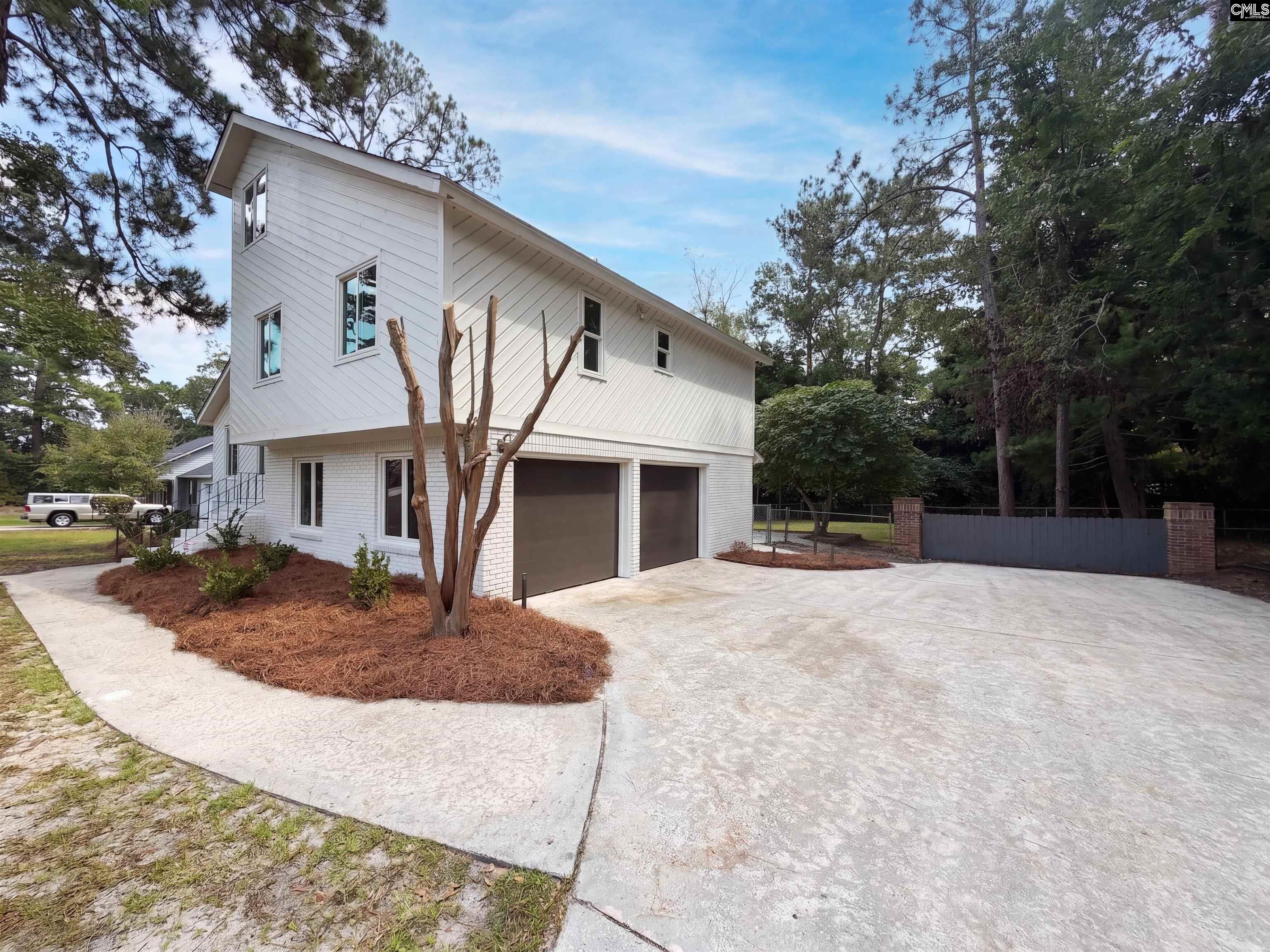 221 Hickory Hill Trail