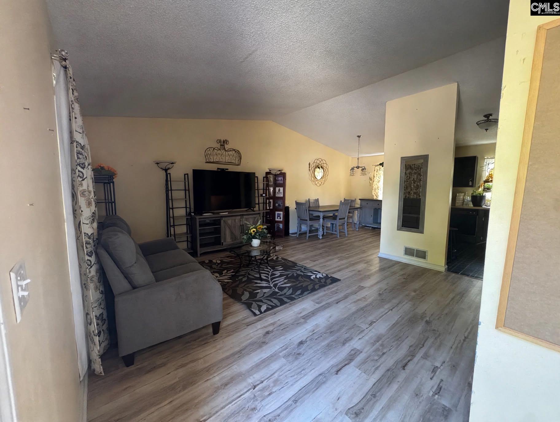 133 Foxglove Circle