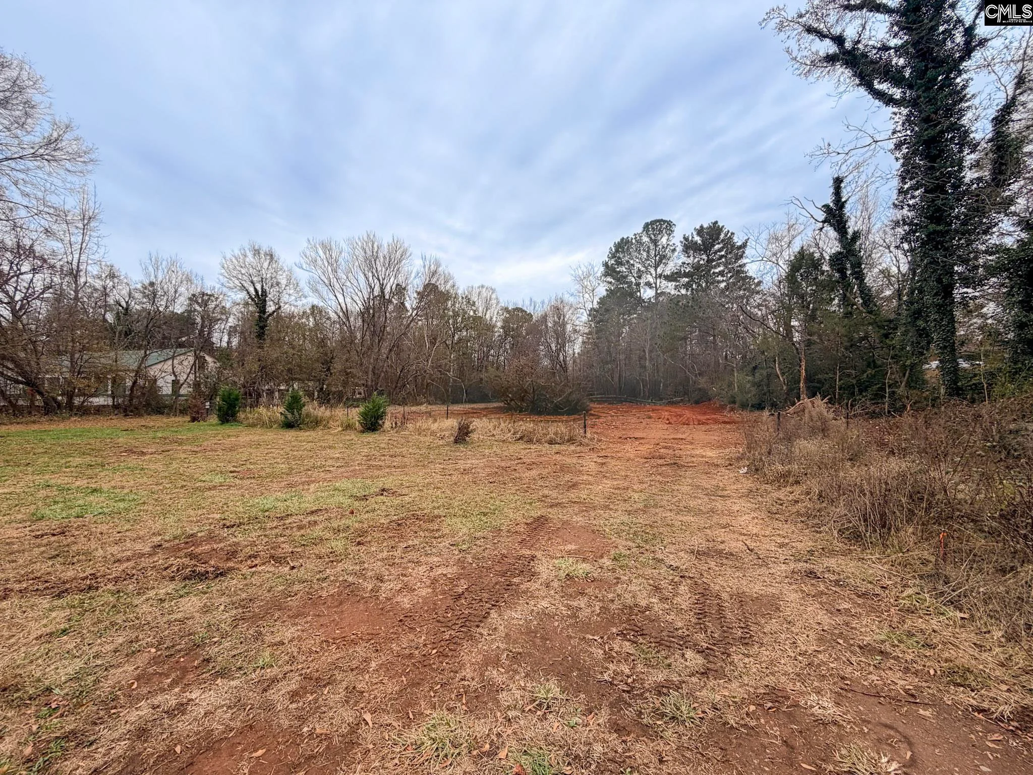 2723B Poinsett Highway