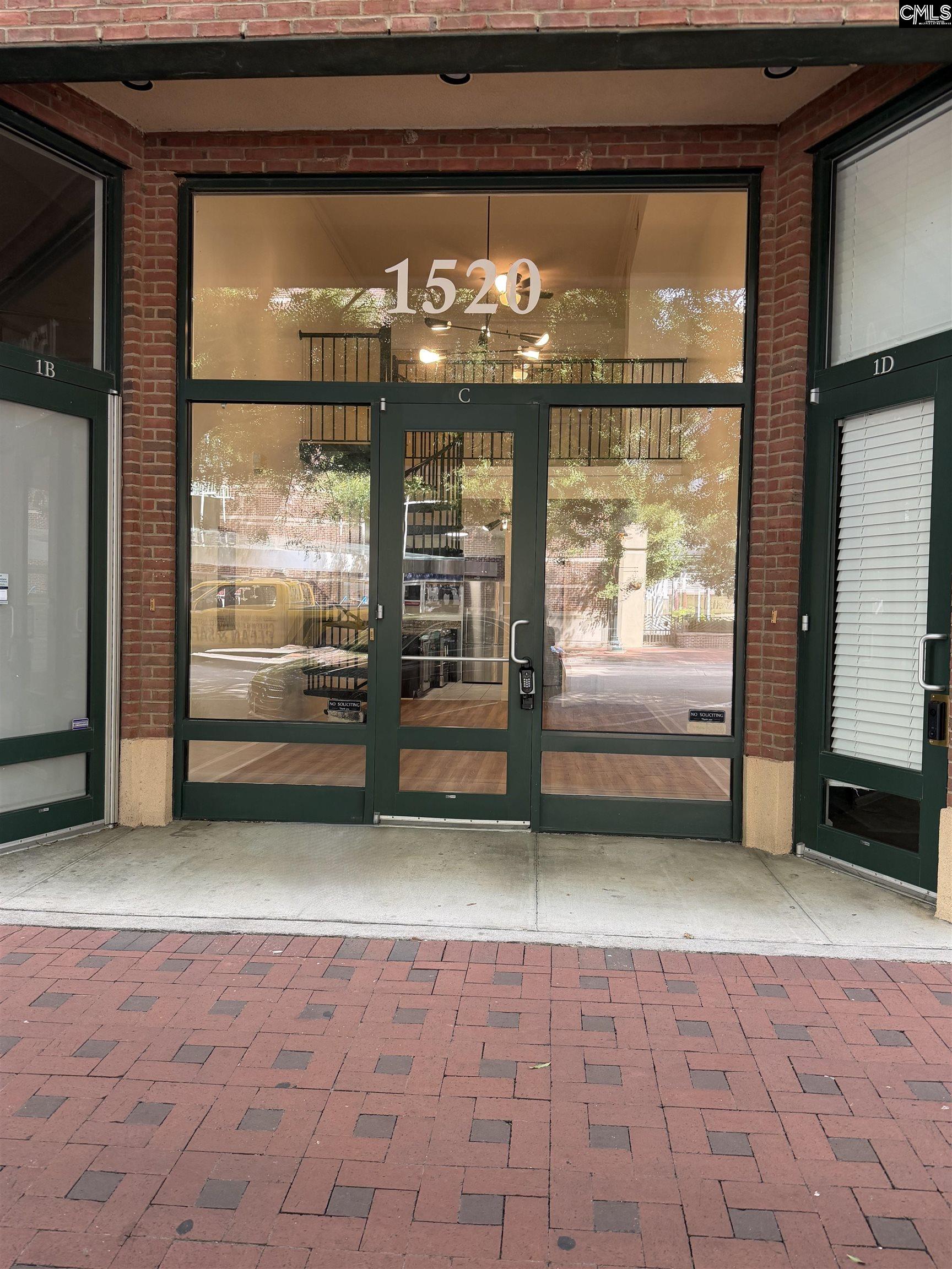 Photo 1 of 16 — 1520 Main Street 1C, Columbia, SC 29201