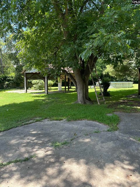 A home in Newberry