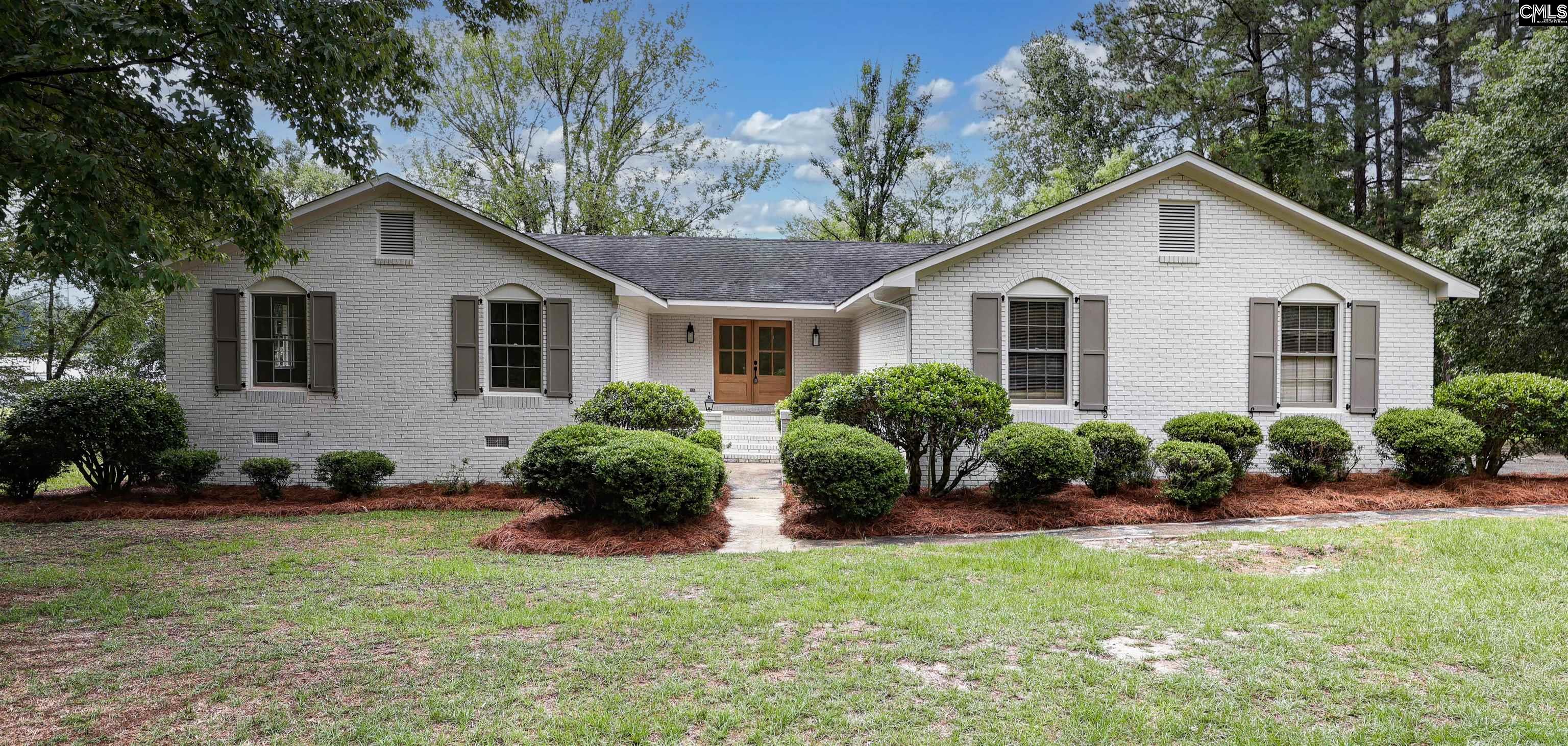 1218 Fredericksburg Drive S