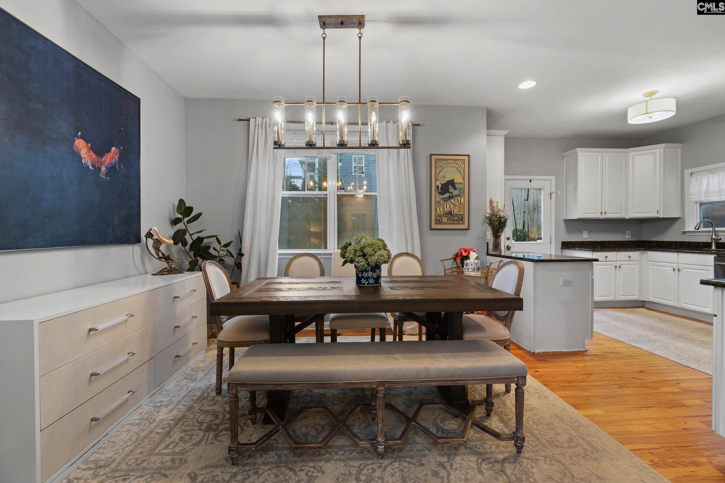 Columbia, South Carolina 29201, United States, 3 Bedrooms Bedrooms, ,3 BathroomsBathrooms,Residential,Pending,31341