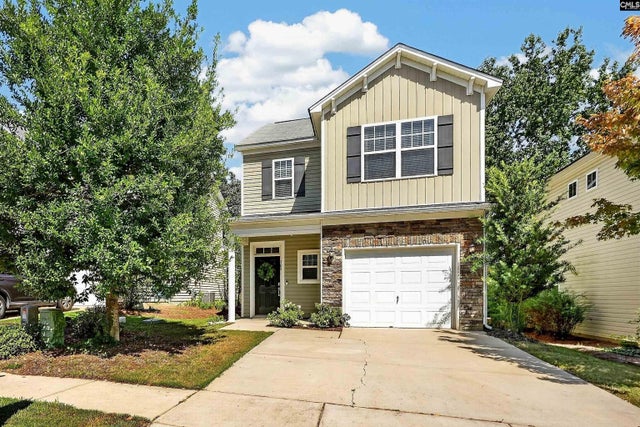 105 Autumn Stroll Court