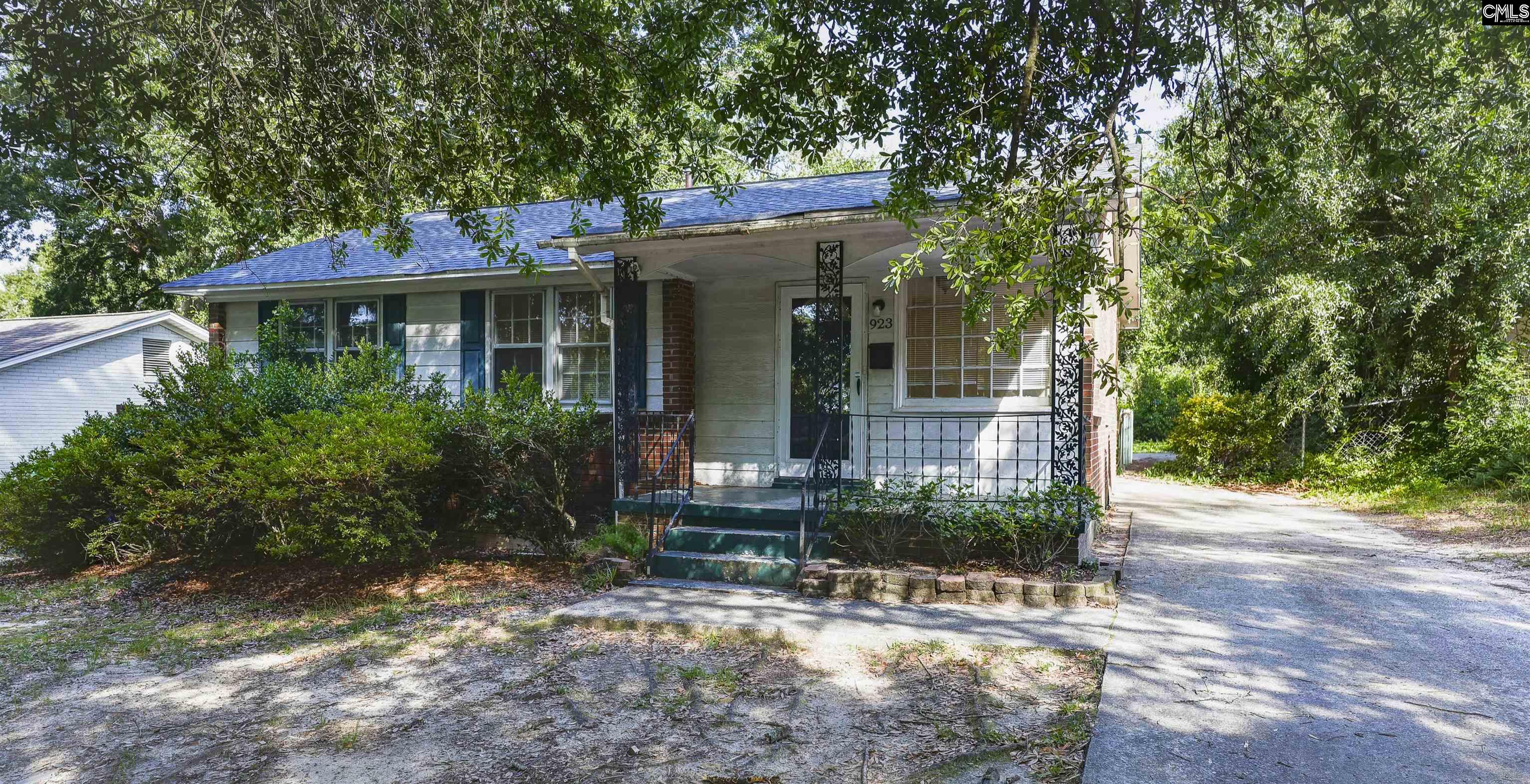 923 Huntington Avenue - Photo 2