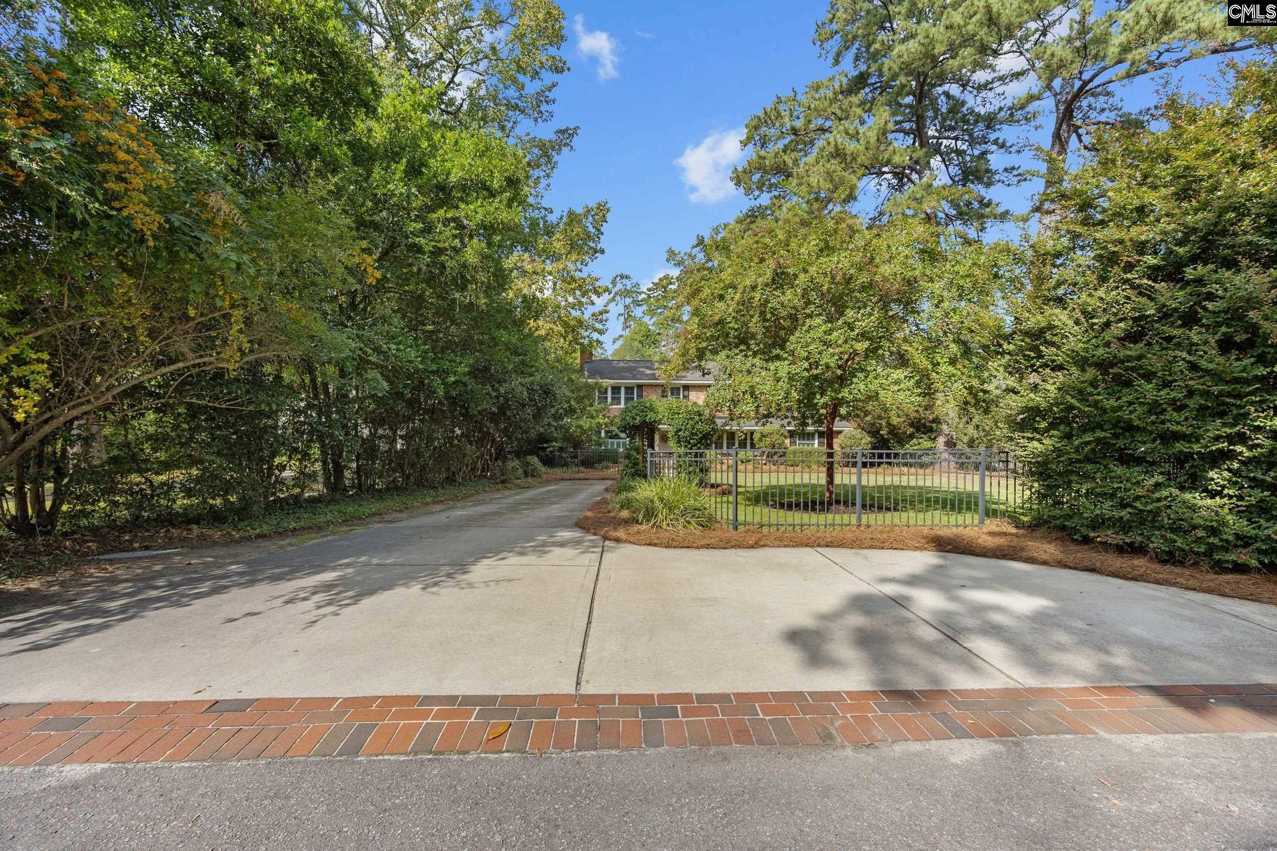 1543 Heatherwood Road