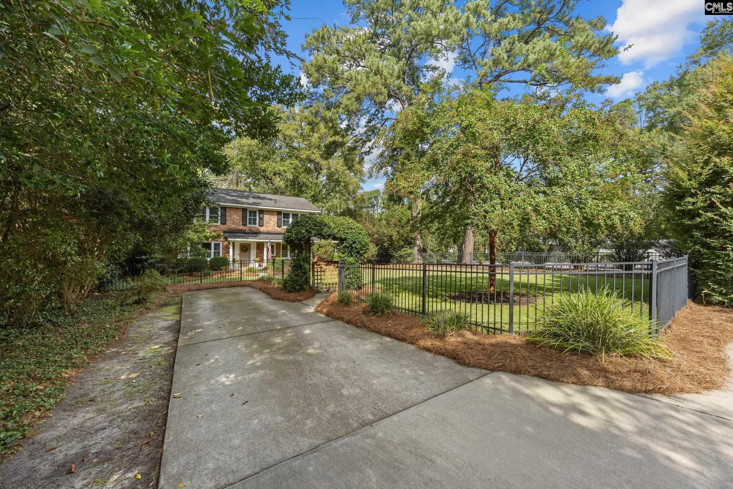 1543 Heatherwood Road