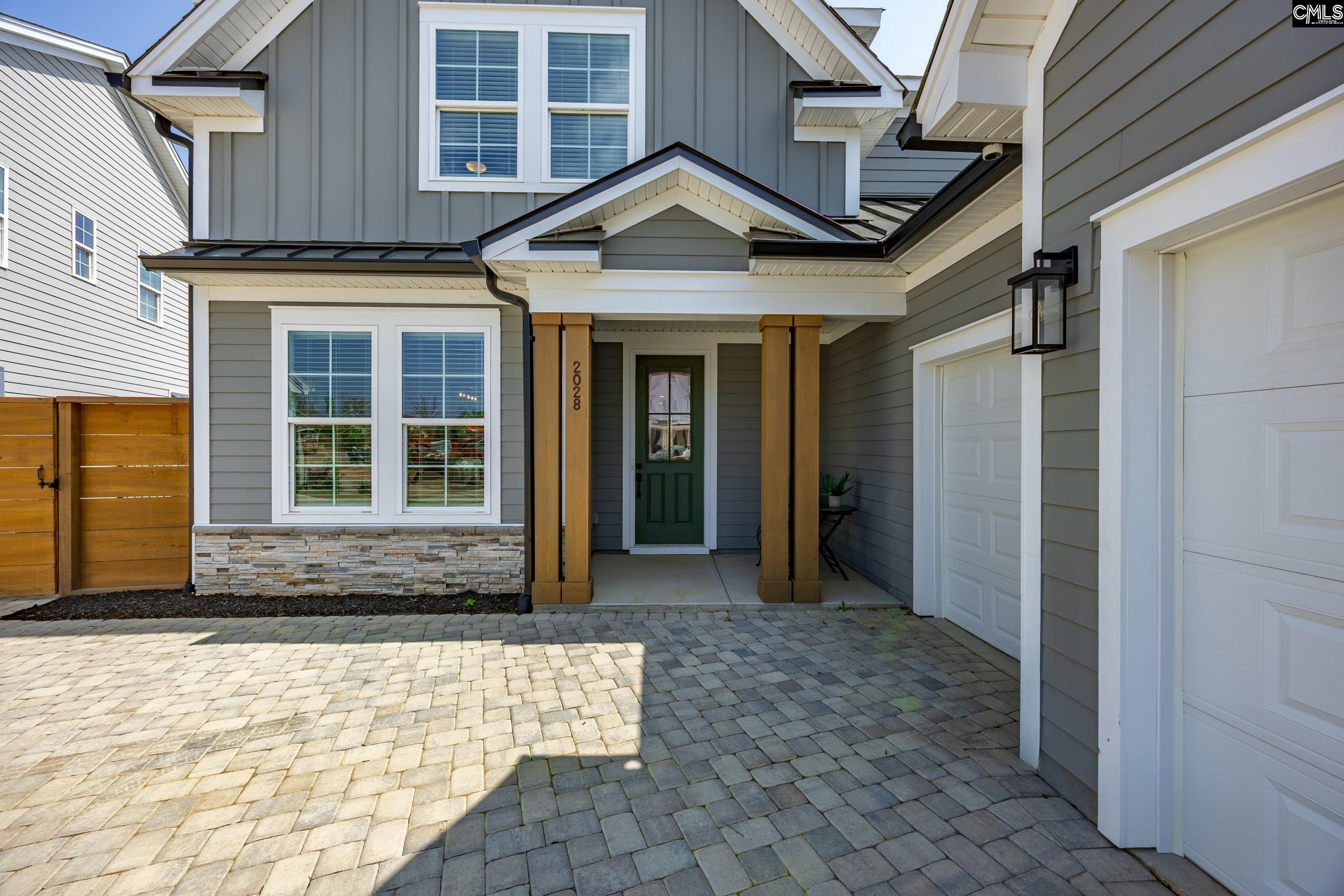 2028 Shallow Bluff Court