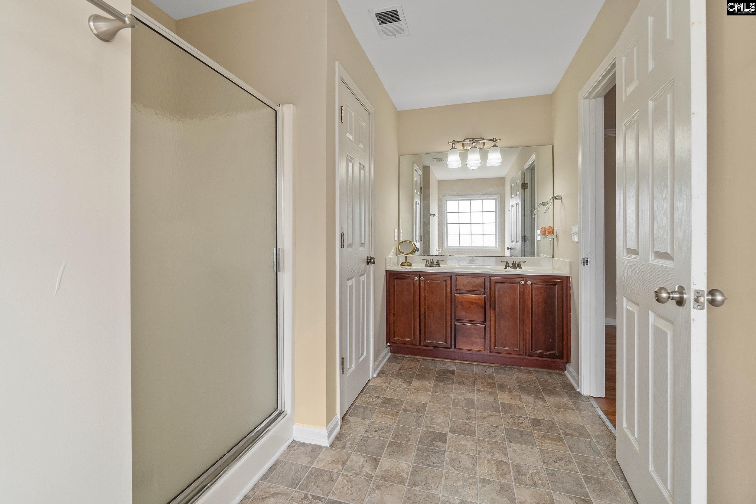 Columbia, South Carolina 29203, United States, 4 Bedrooms Bedrooms, ,3 BathroomsBathrooms,Residential,Active,39603