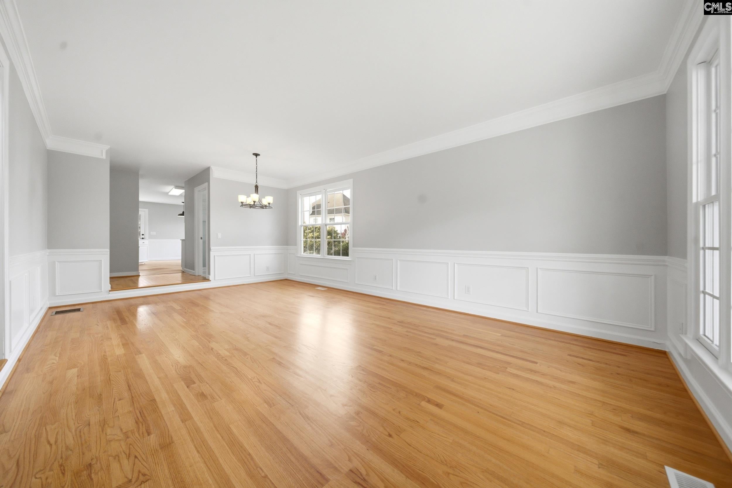 104 W Hampton Way