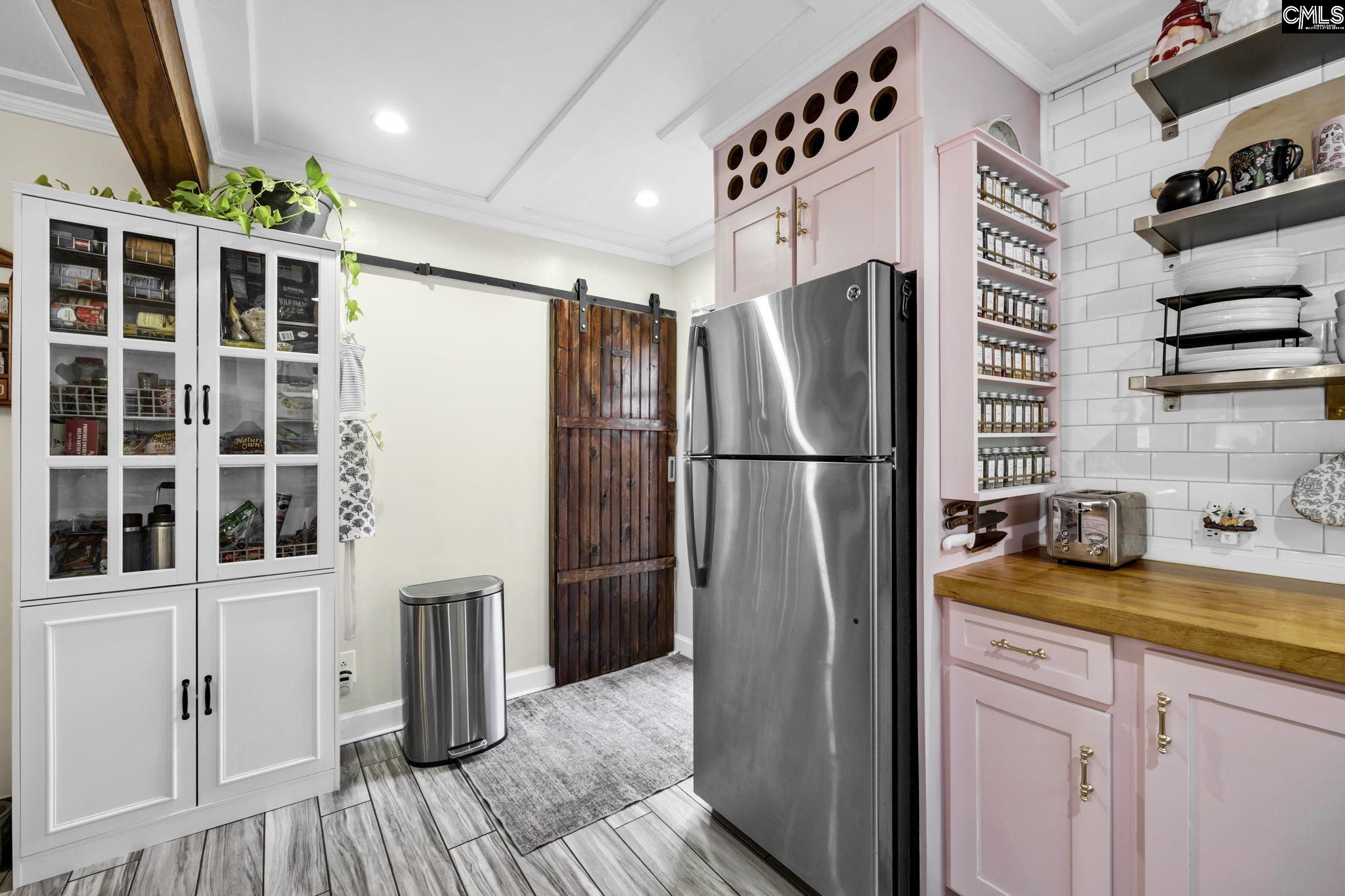 Columbia, South Carolina 29206, United States, 2 Bedrooms Bedrooms, ,1 BathroomBathrooms,Residential,Pending,27408