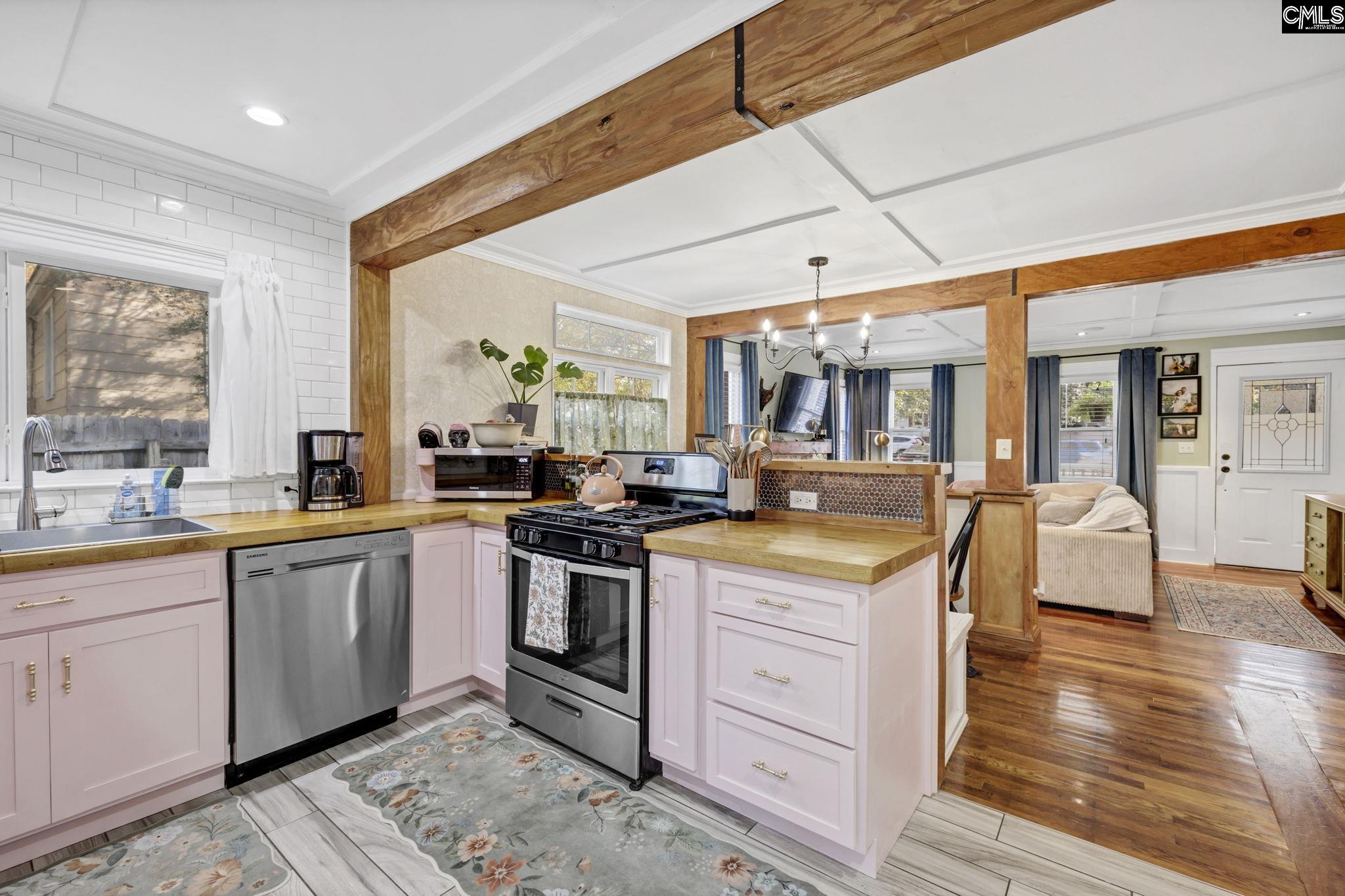 Columbia, South Carolina 29206, United States, 2 Bedrooms Bedrooms, ,1 BathroomBathrooms,Residential,Pending,27408