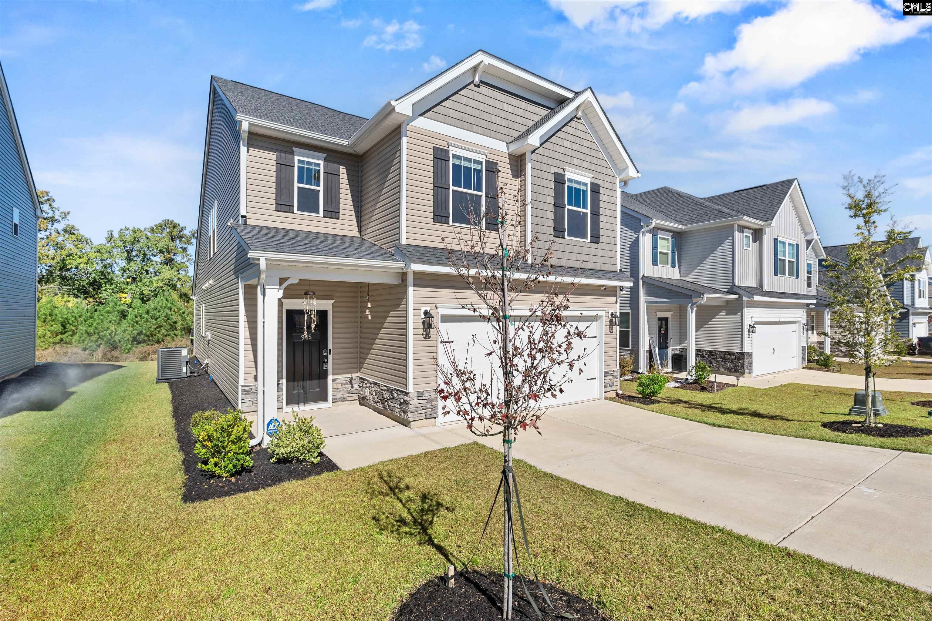 945 Woodcreek Farms Road