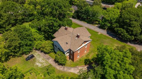 A home in Newberry