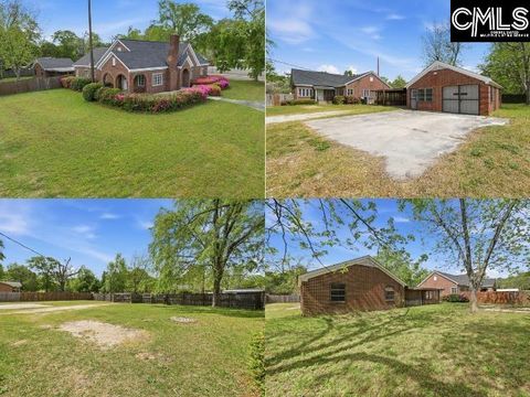 Photo of 570 W Columbia Avenue, Batesburg, SC 29006 (MLS # 631017)