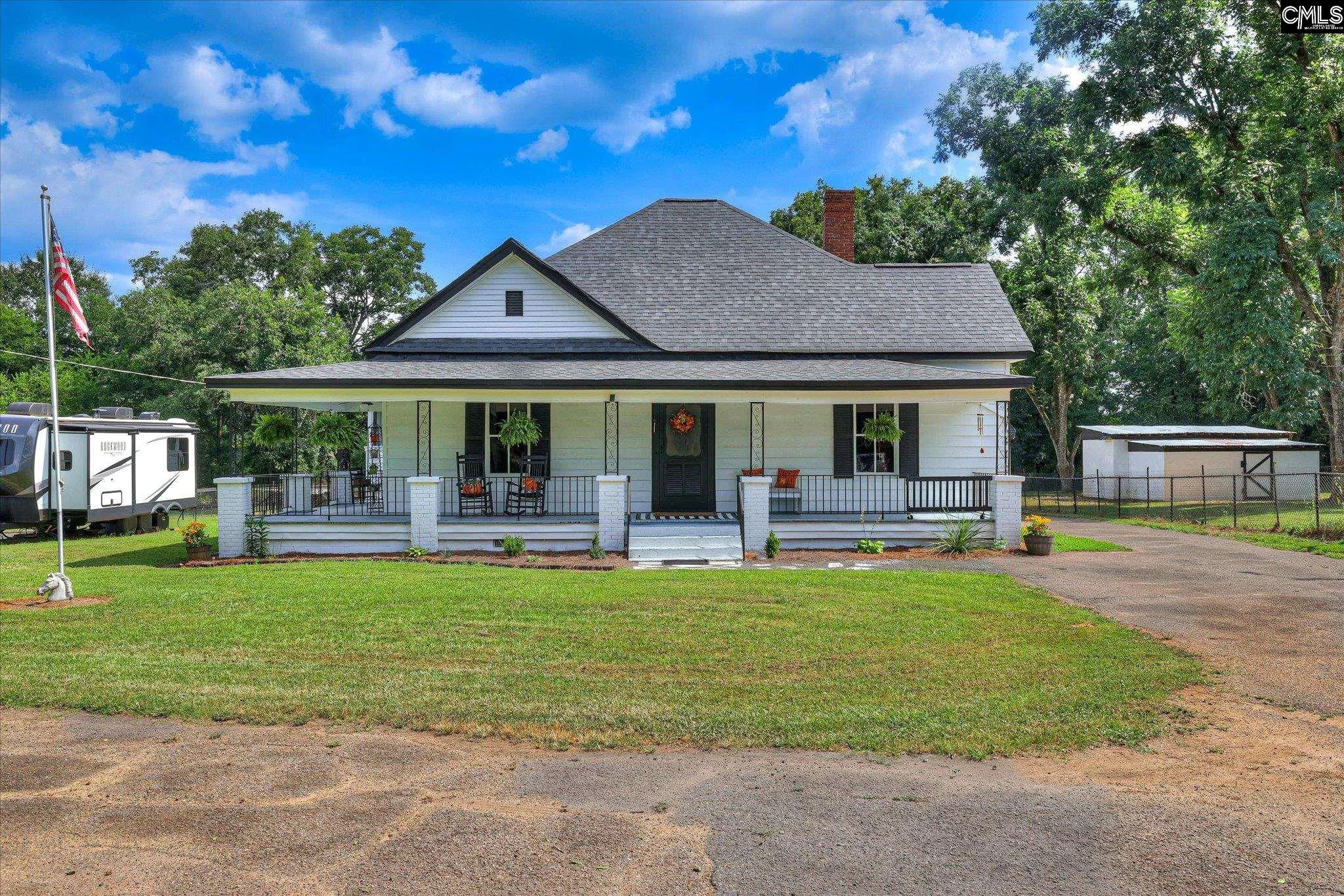 1131 Highway 378 E