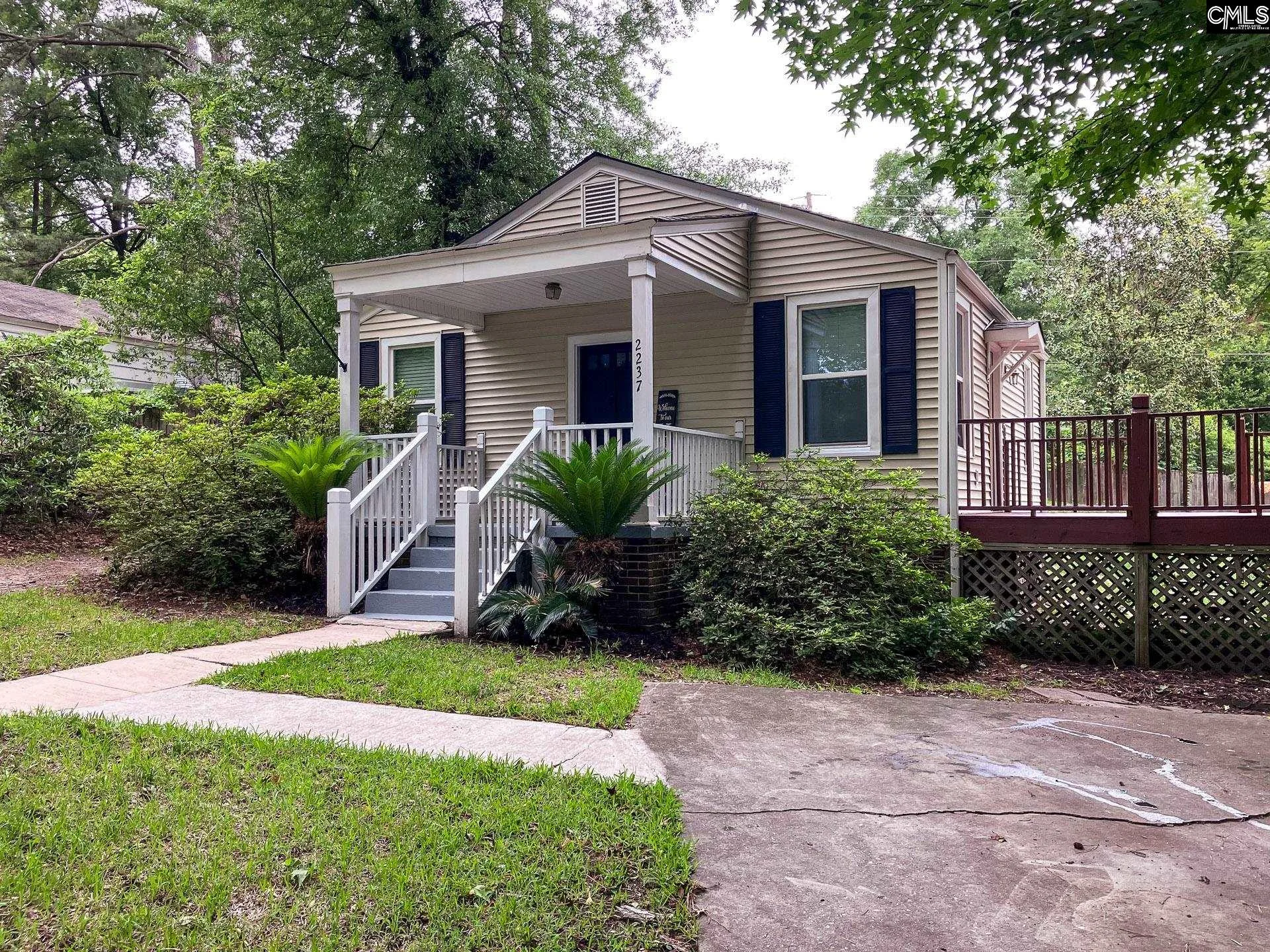 2237 Kingswood Drive