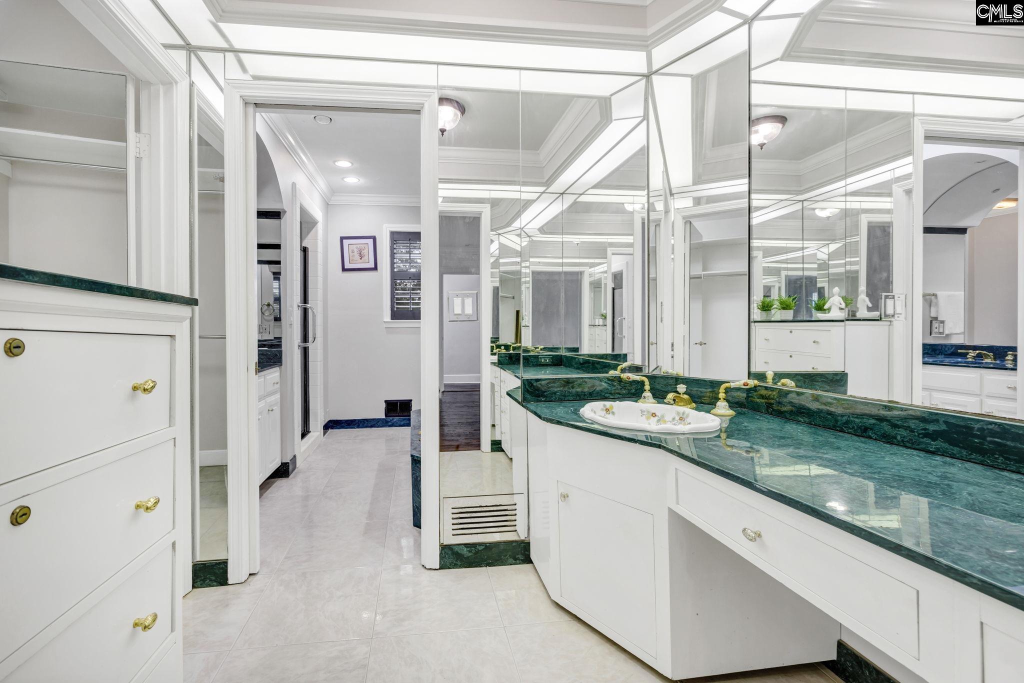 Columbia, South Carolina 29206, United States, 3 Bedrooms Bedrooms, ,3 BathroomsBathrooms,Residential,Pending,31611