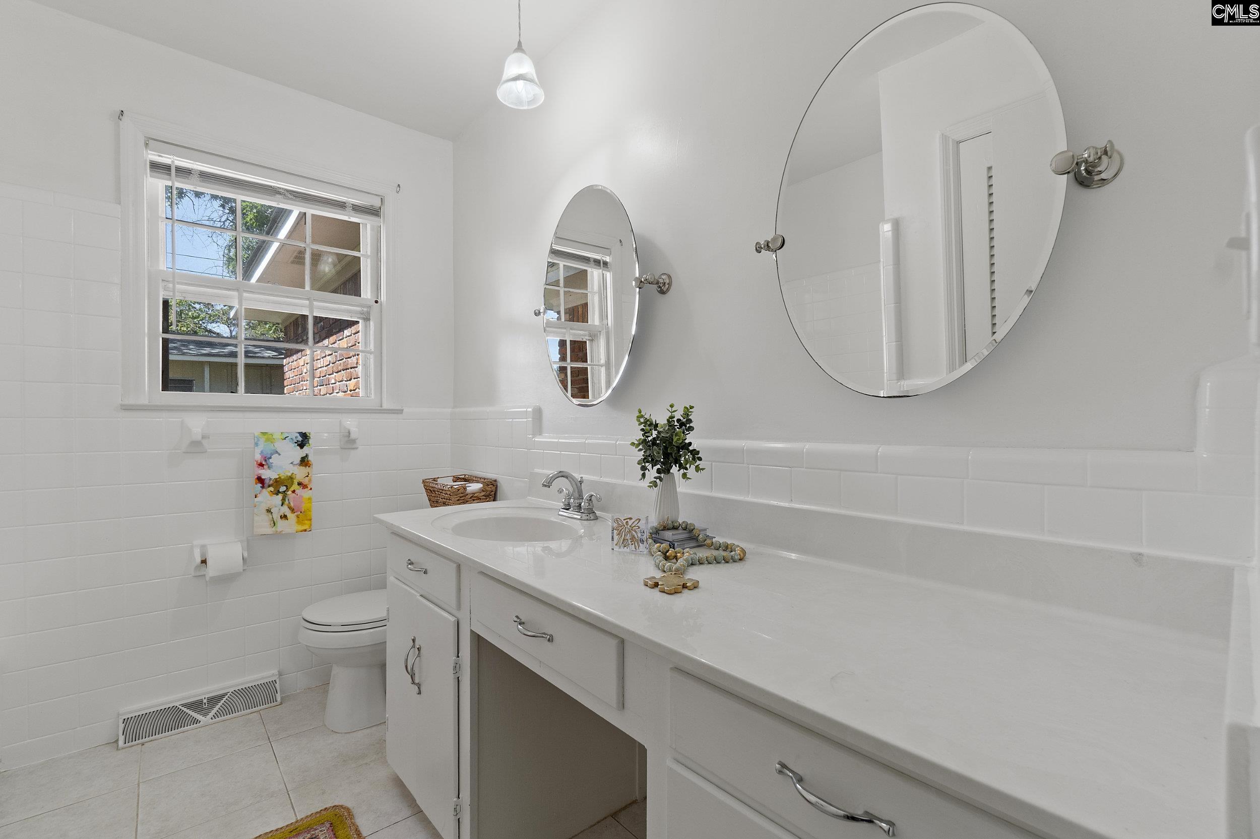 Cayce, South Carolina 29033, United States, 4 Bedrooms Bedrooms, ,3 BathroomsBathrooms,Residential,Active,222319