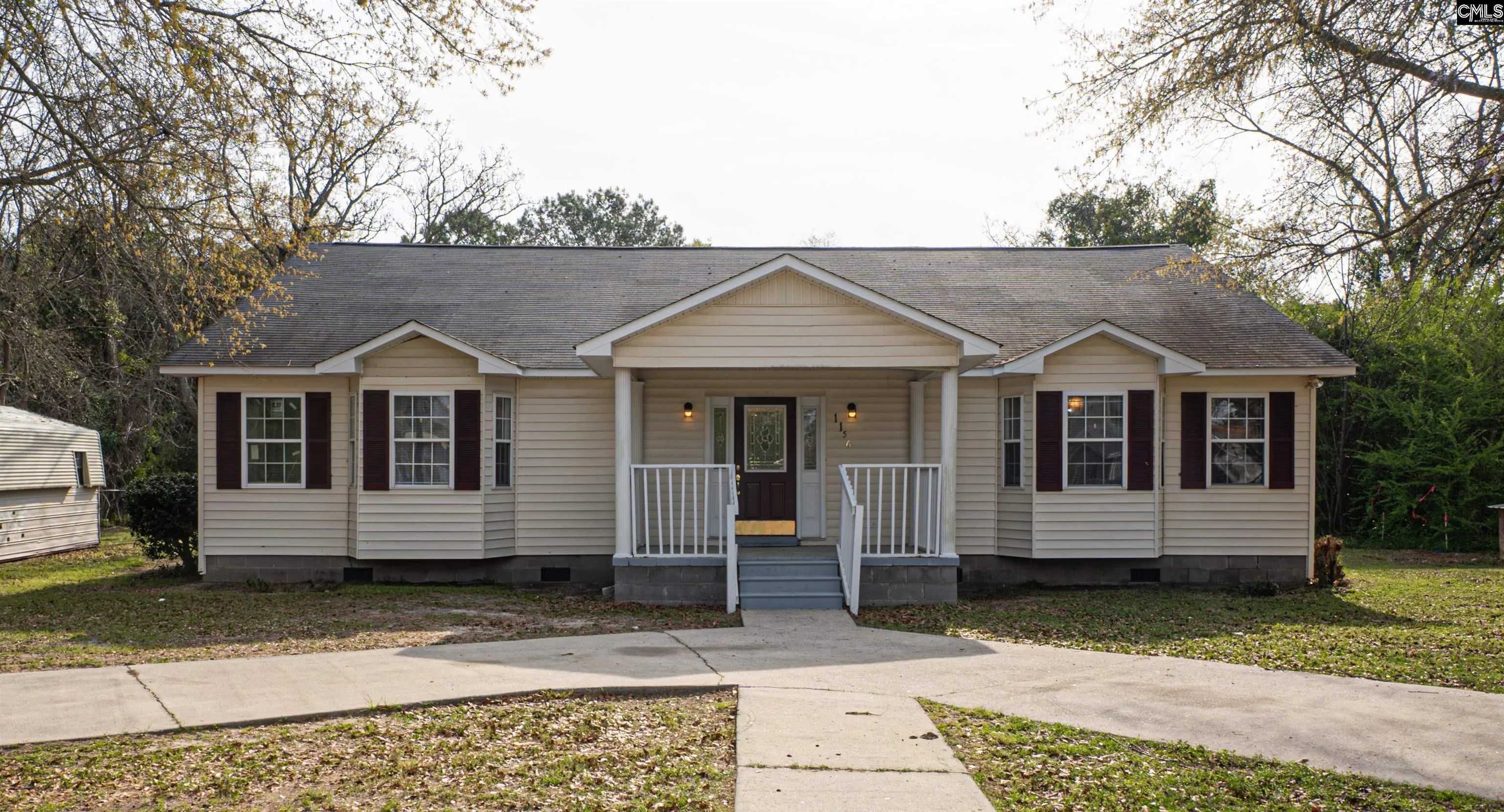 1156 Middle  Dr Dr