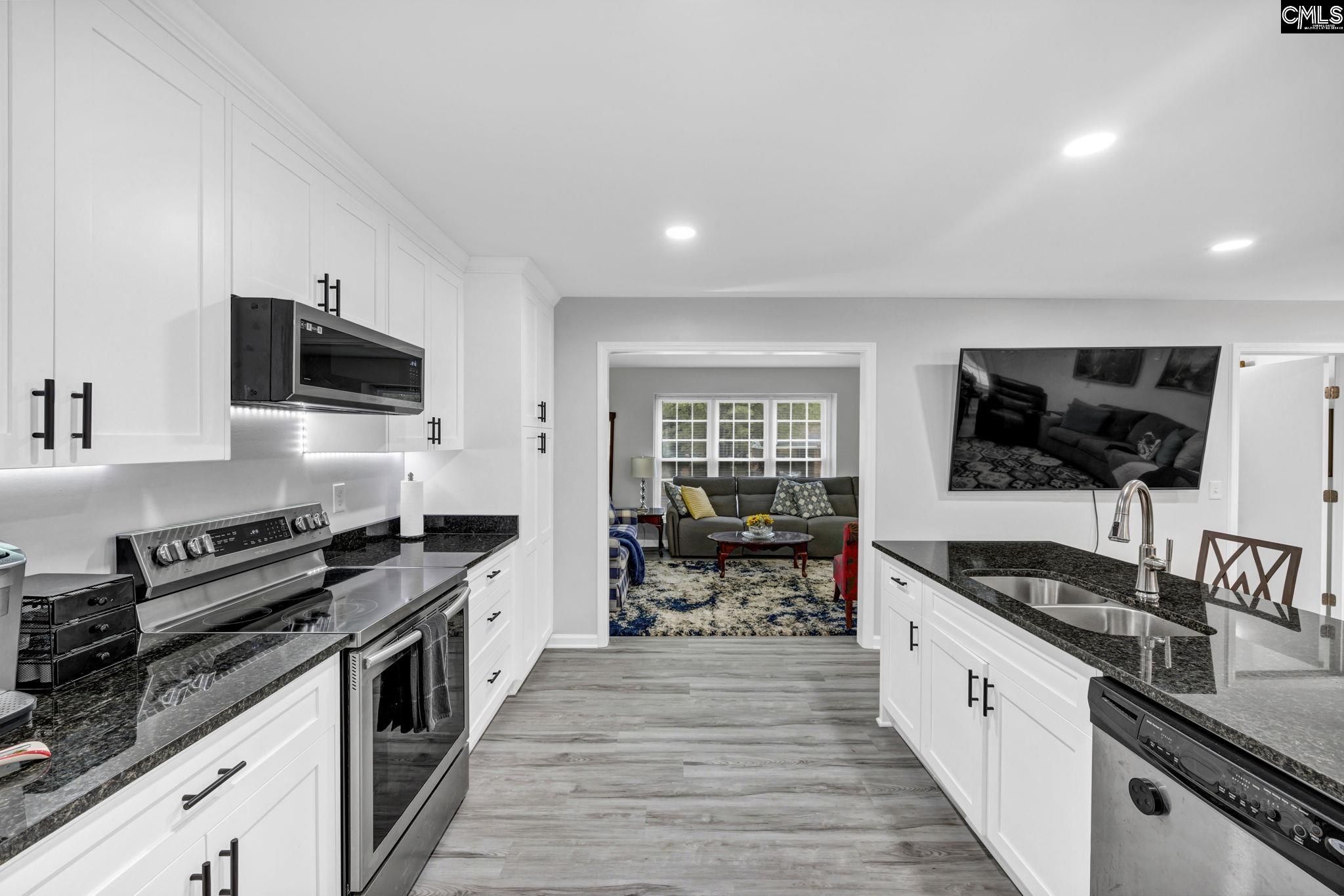 Columbia, South Carolina 29210, United States, 2 Bedrooms Bedrooms, ,3 BathroomsBathrooms,Residential,Active,3891