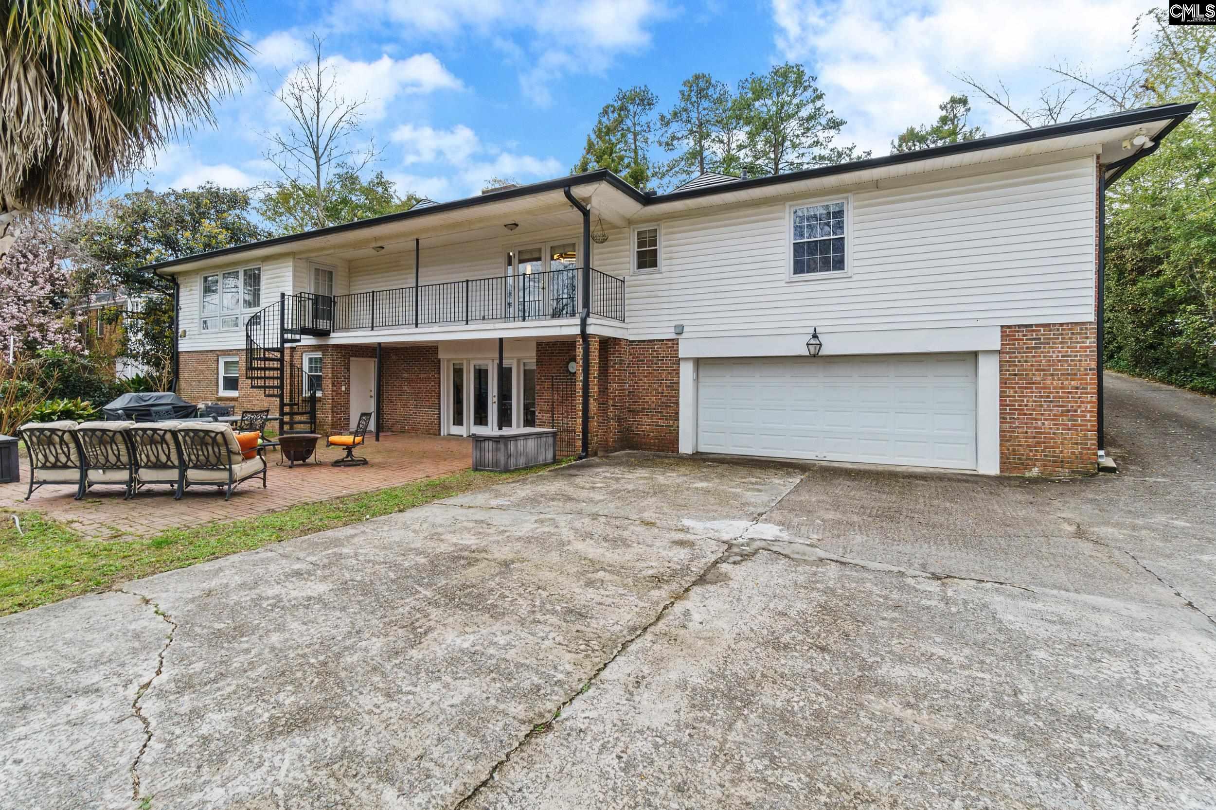 Columbia, South Carolina 29205, United States, 4 Bedrooms Bedrooms, ,5 BathroomsBathrooms,Residential,Pending,46096