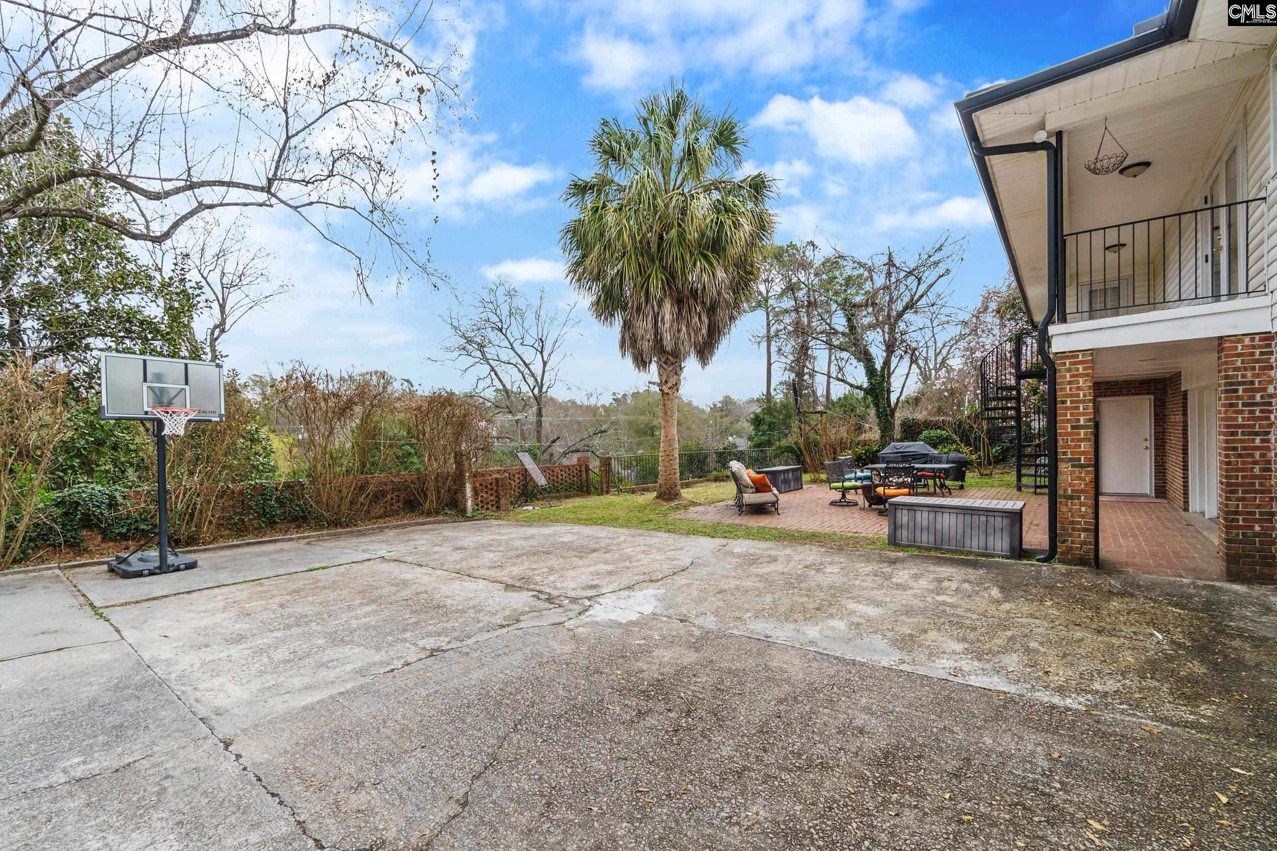 Columbia, South Carolina 29205, United States, 4 Bedrooms Bedrooms, ,5 BathroomsBathrooms,Residential,Pending,46096