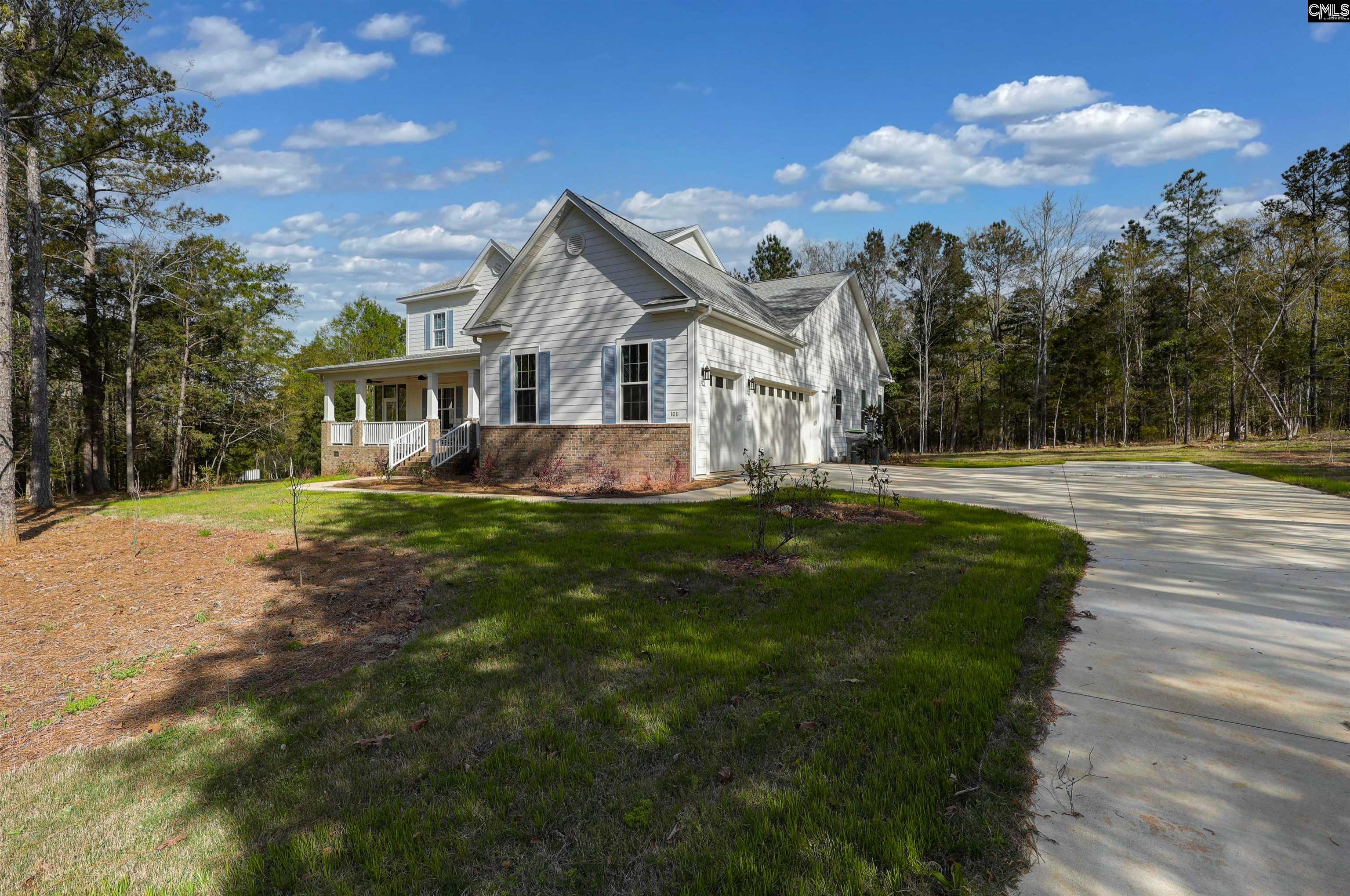 1011 Harbor View Drive - Photo 2