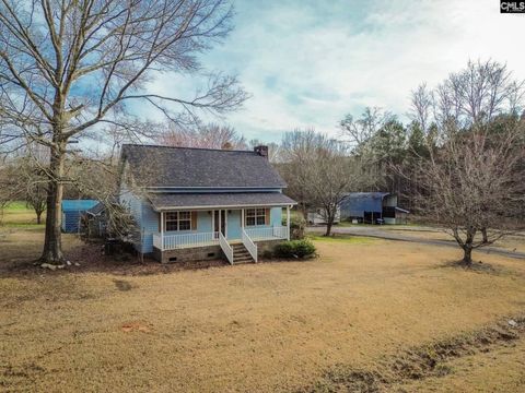 A home in Saluda