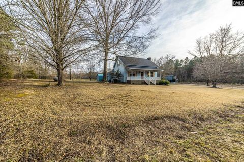 A home in Saluda