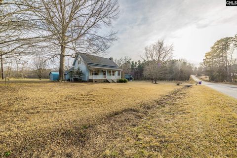 A home in Saluda