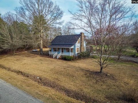 A home in Saluda