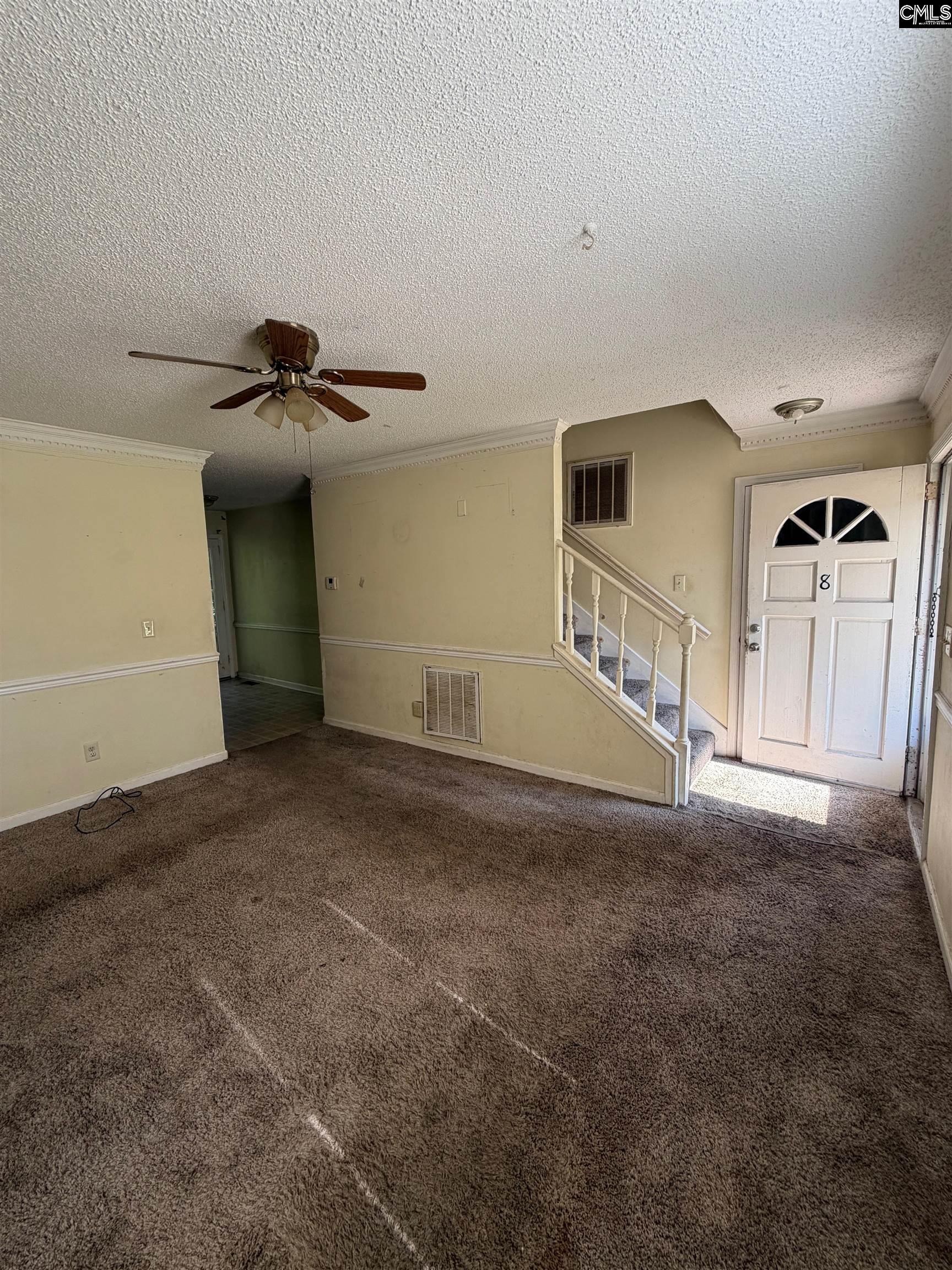 8 Cresecent Lane