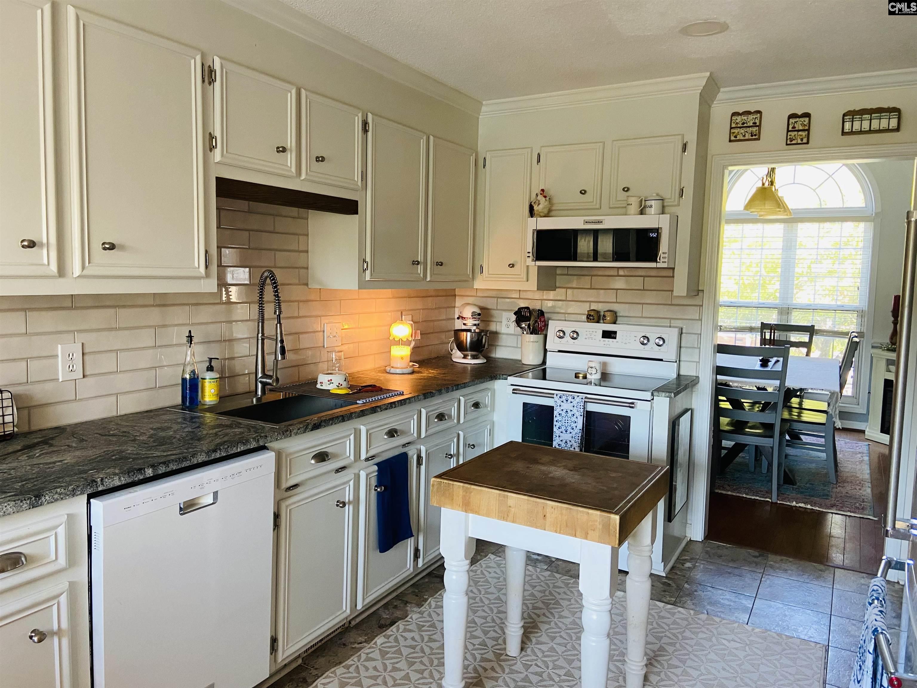 120 Heatherfield Drive