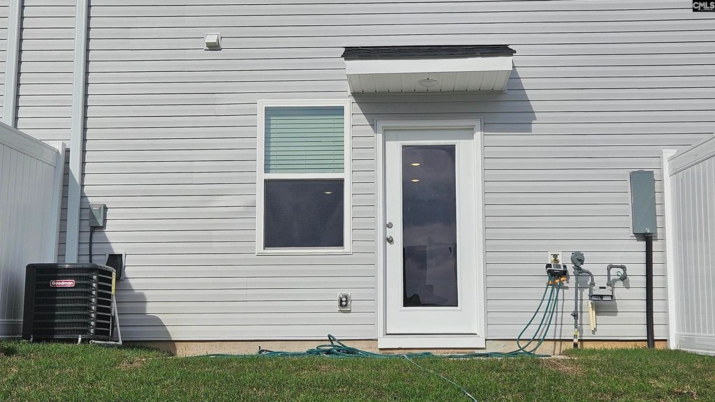 listing image 44