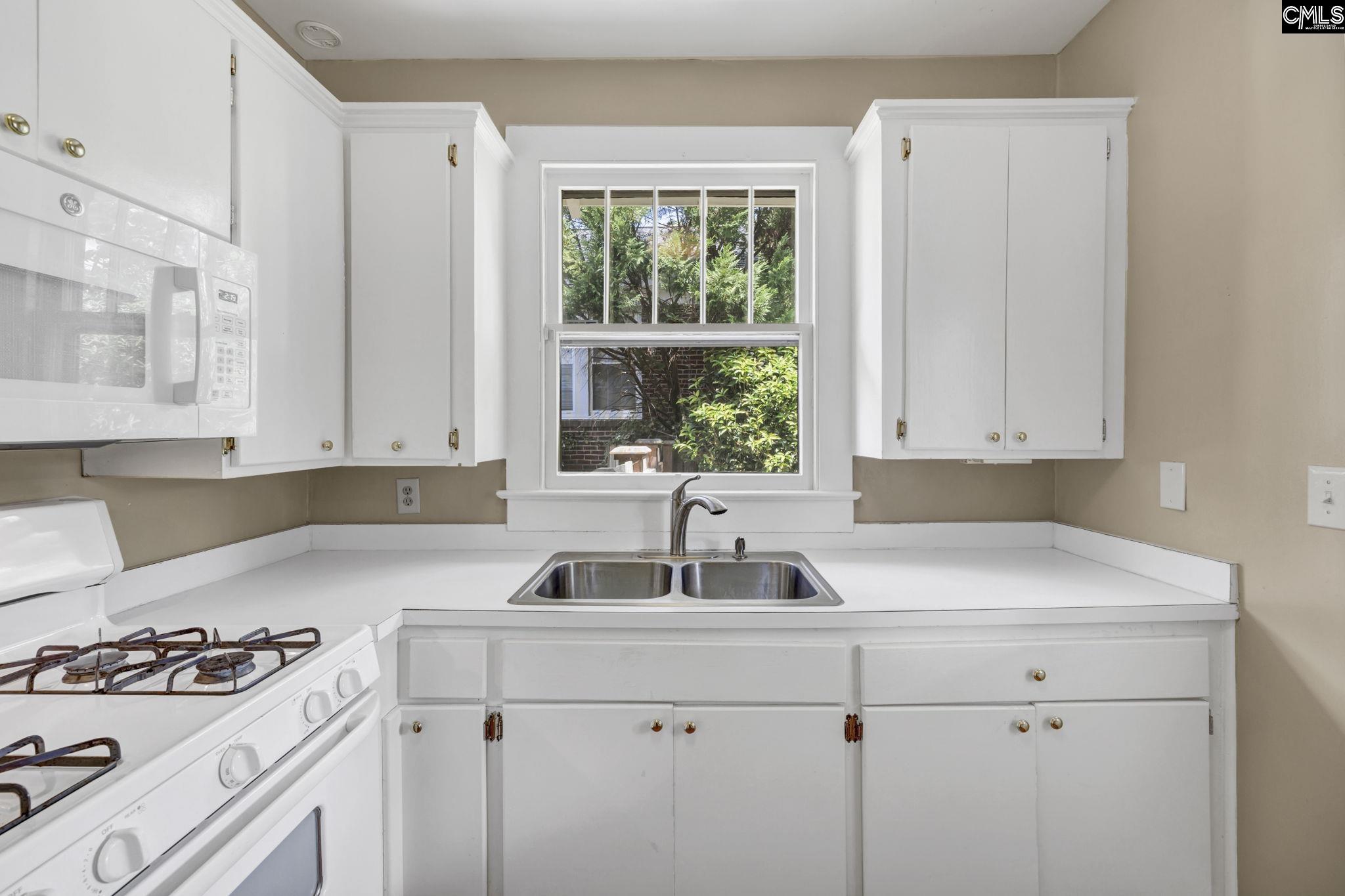 Columbia, South Carolina 29201, United States, 2 Bedrooms Bedrooms, ,1 BathroomBathrooms,Residential,Pending,47119