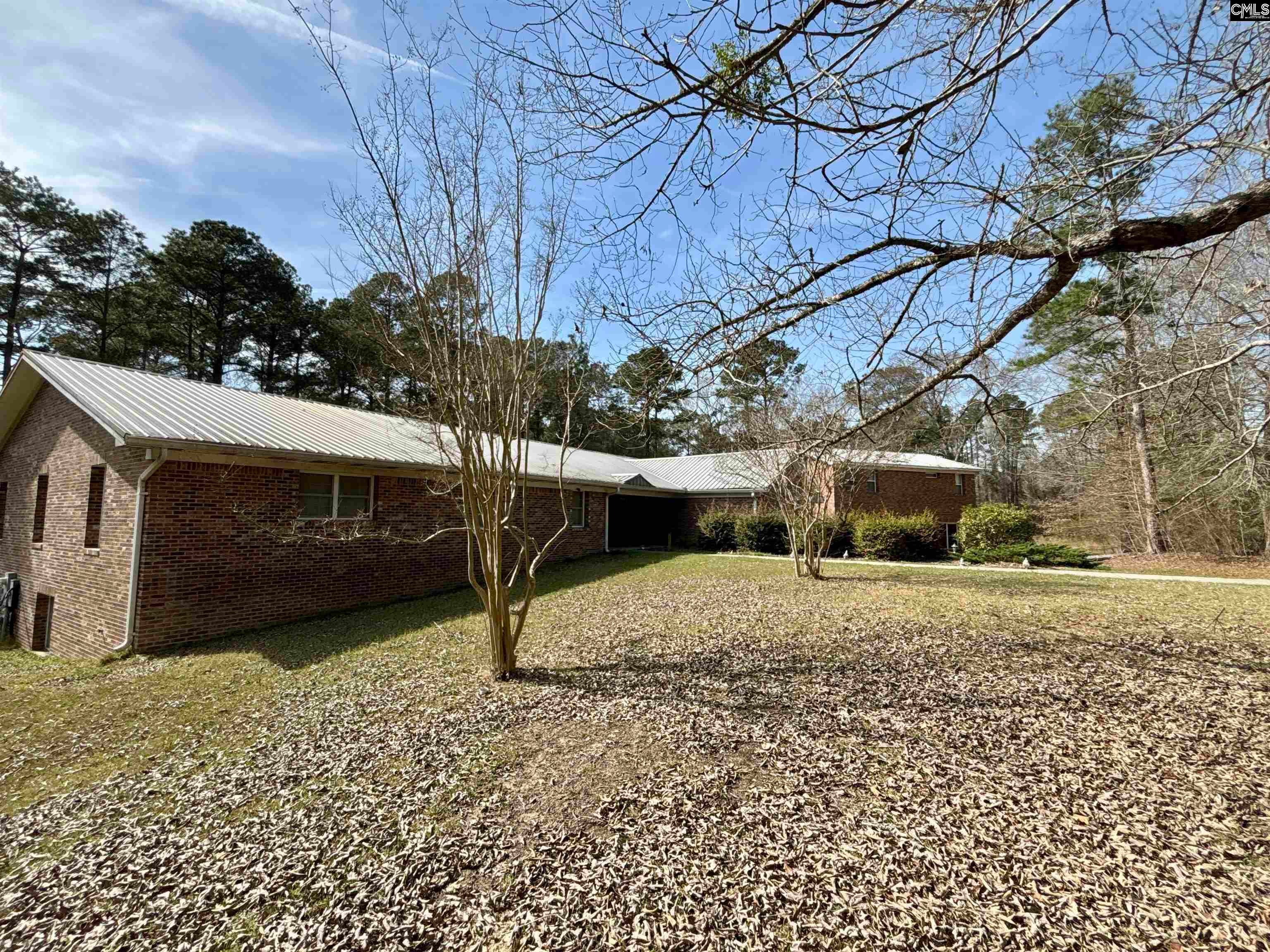 330 Canada Drive