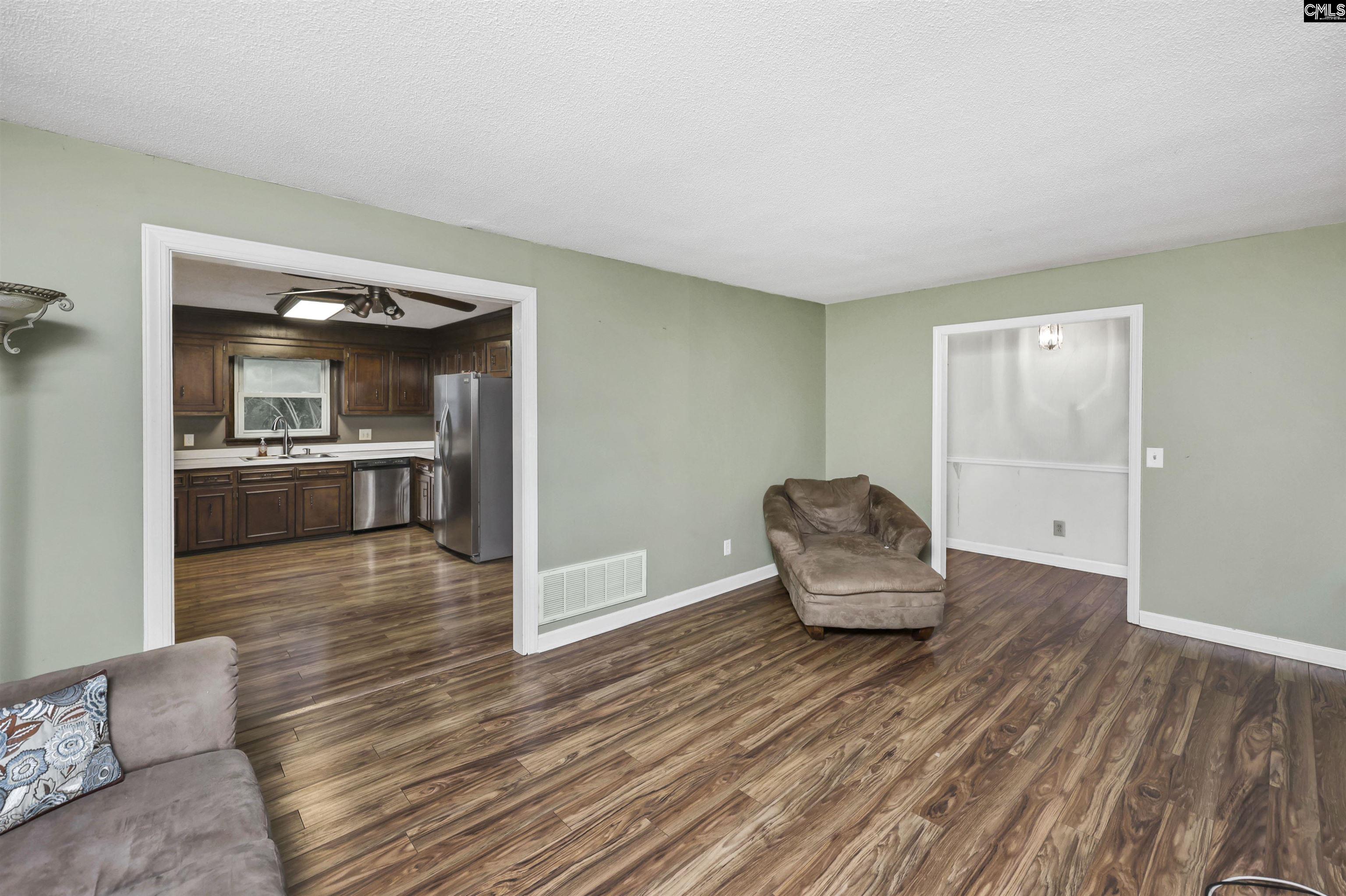 137 Canterfield Road - Photo 4