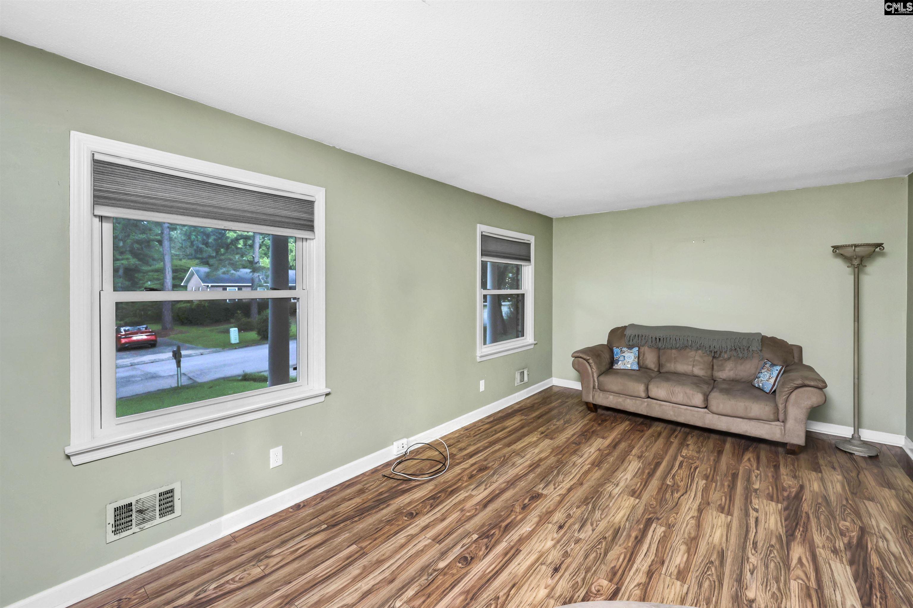 137 Canterfield Road - Photo 3