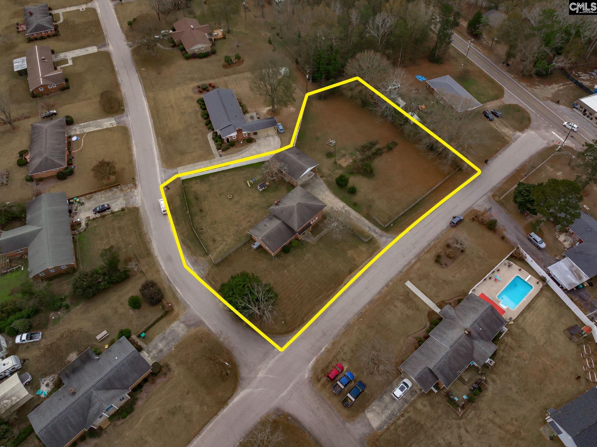 560 Edisto Drive - Photo 3