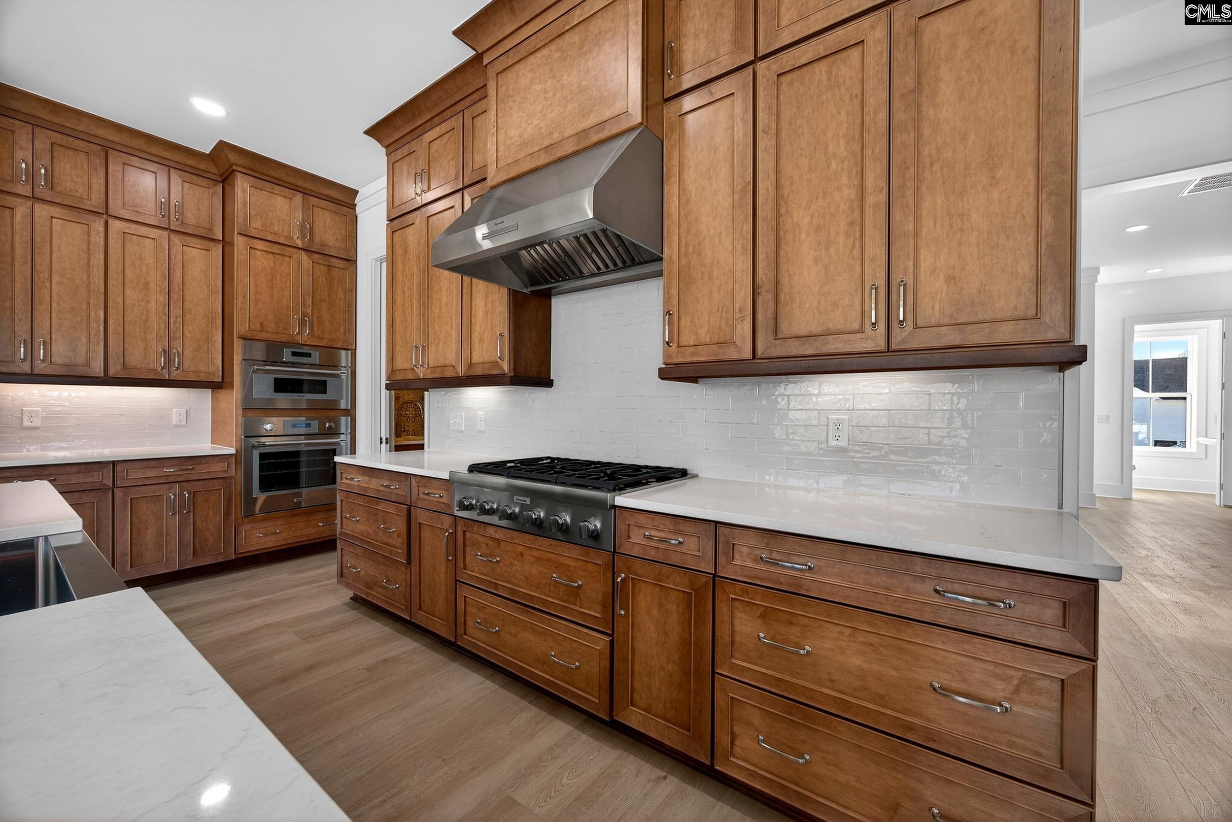 1318 Long Grove Way