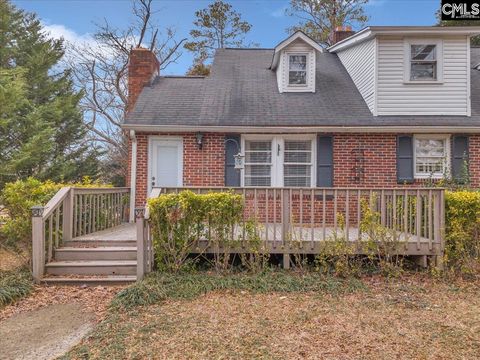 A home in Saluda