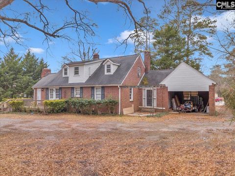 A home in Saluda