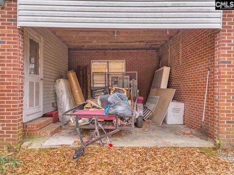 A home in Saluda