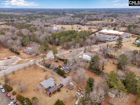 A home in Saluda