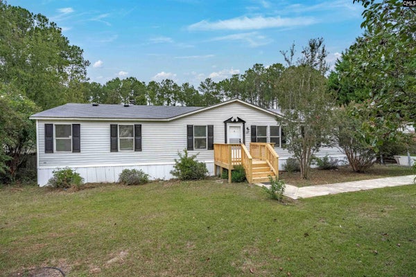 127 CASTLEVILLE CT, LEXINGTON, SC 29073 - Image e730442ff212e21a167cbb68fb4c19c1/1276370143