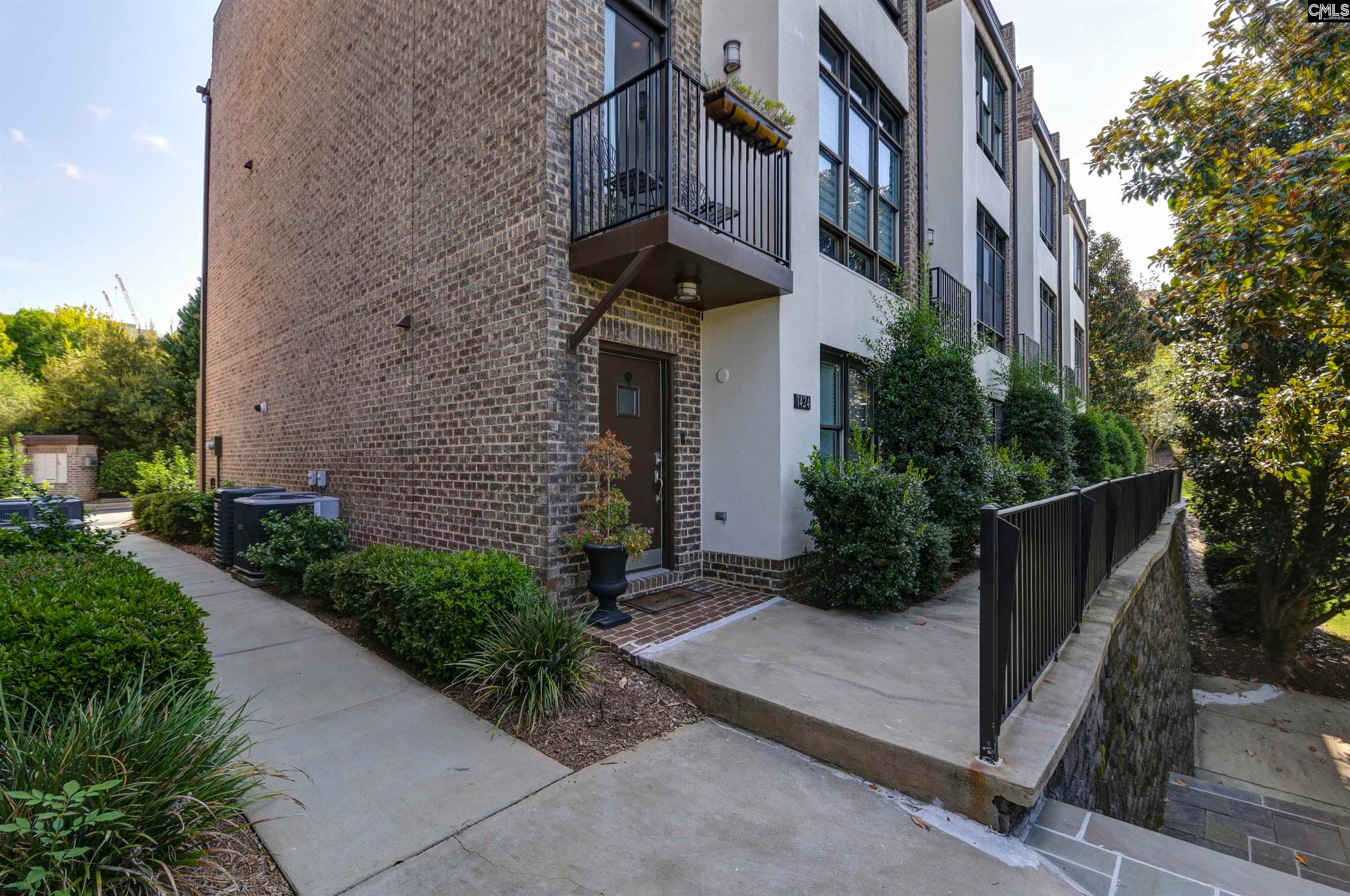 1418 Gadsden Street