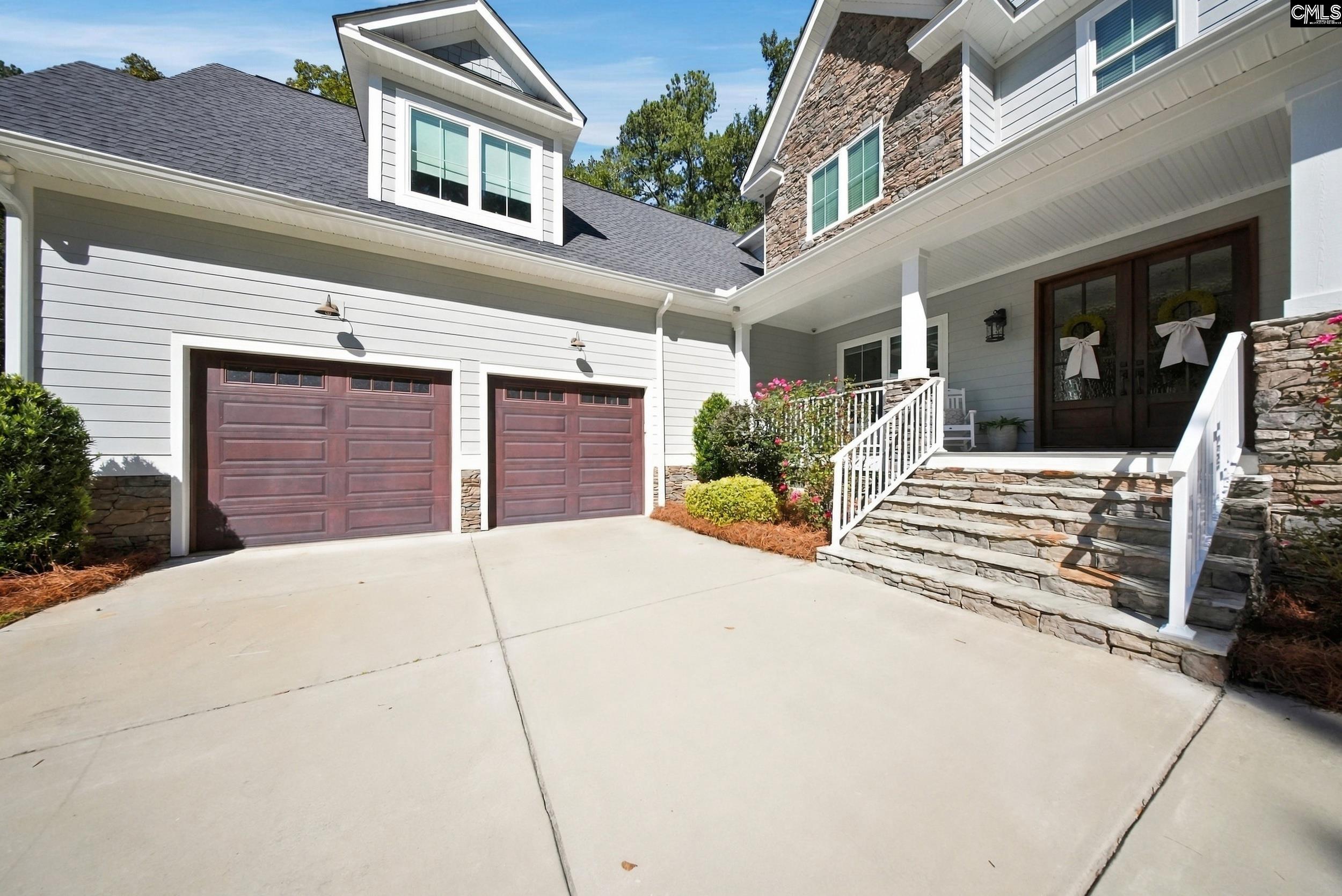 381 Dutchman Shores Circle