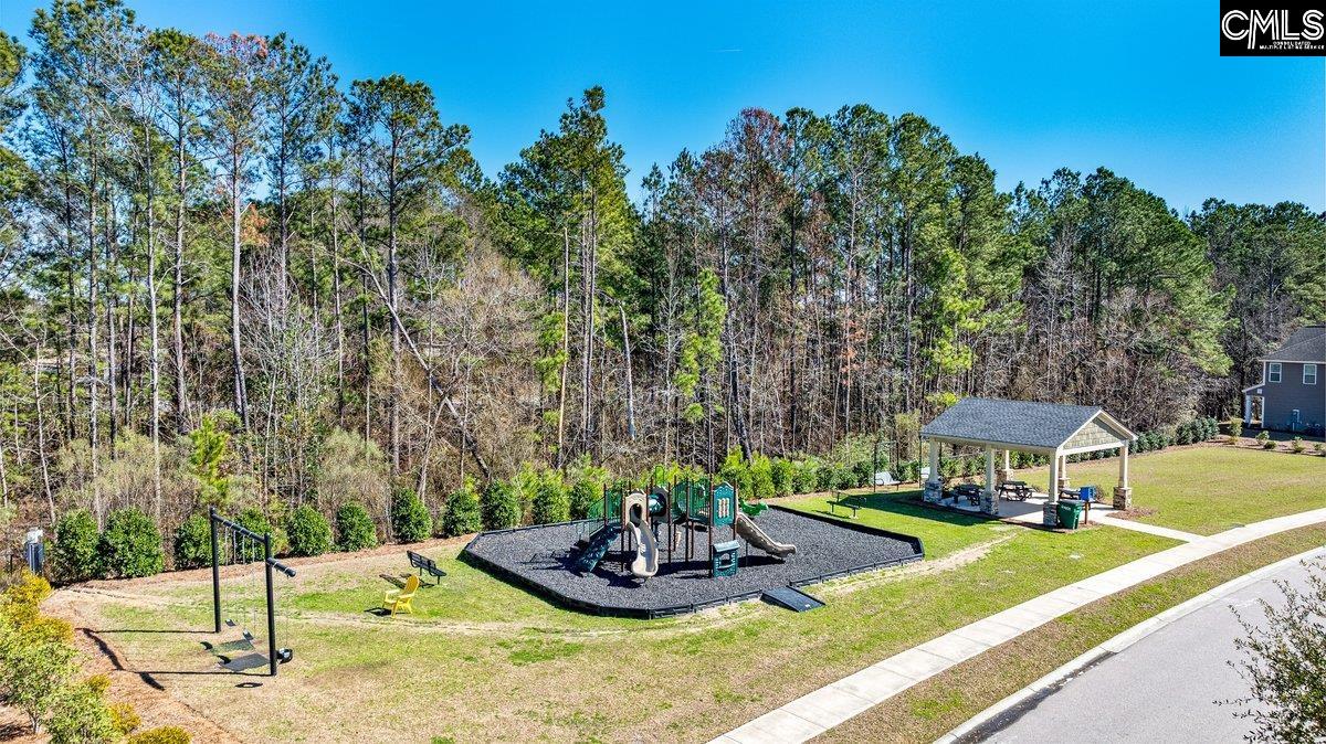 Cayce, South Carolina 29033, United States, 4 Bedrooms Bedrooms, ,3 BathroomsBathrooms,Residential,Pending,5026